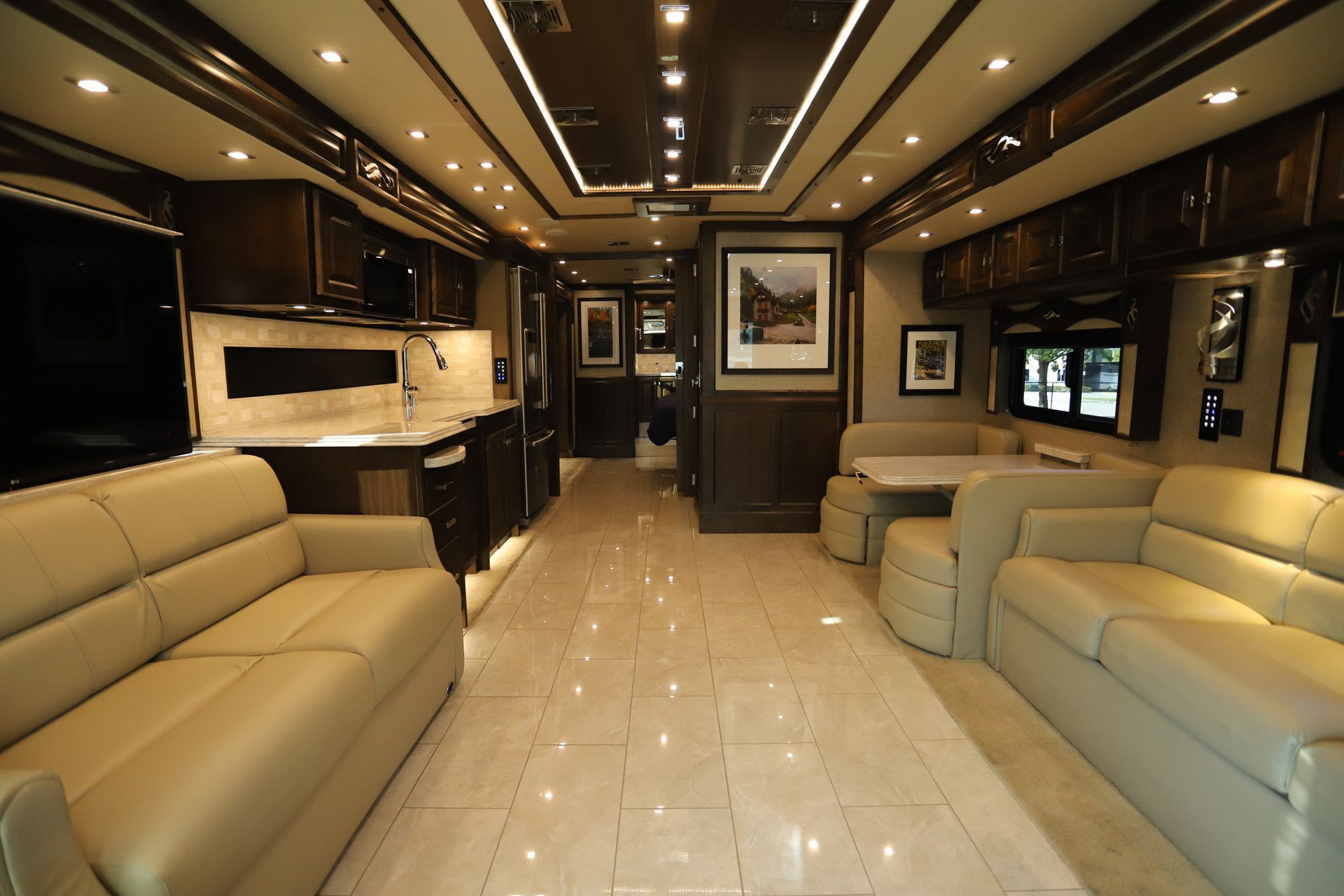 Used 2019 Tiffin Motor Homes Phaeton 37BH Class A  For Sale