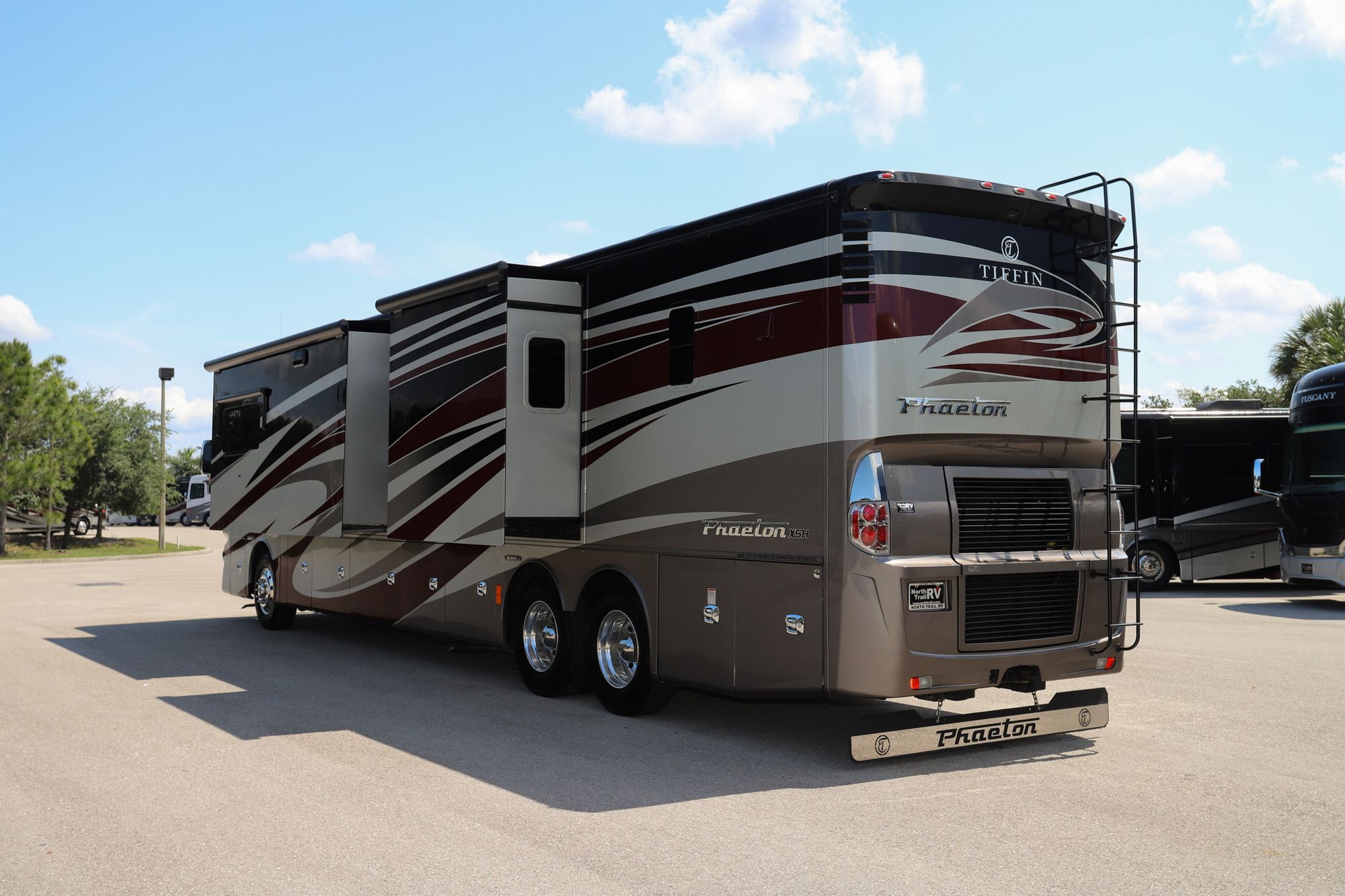 Used 2017 Tiffin Motor Homes Phaeton 44OH Class A  For Sale