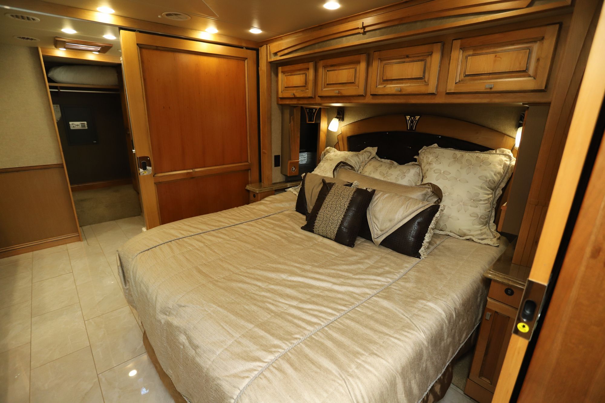 Used 2017 Tiffin Motor Homes Phaeton 44OH Class A  For Sale