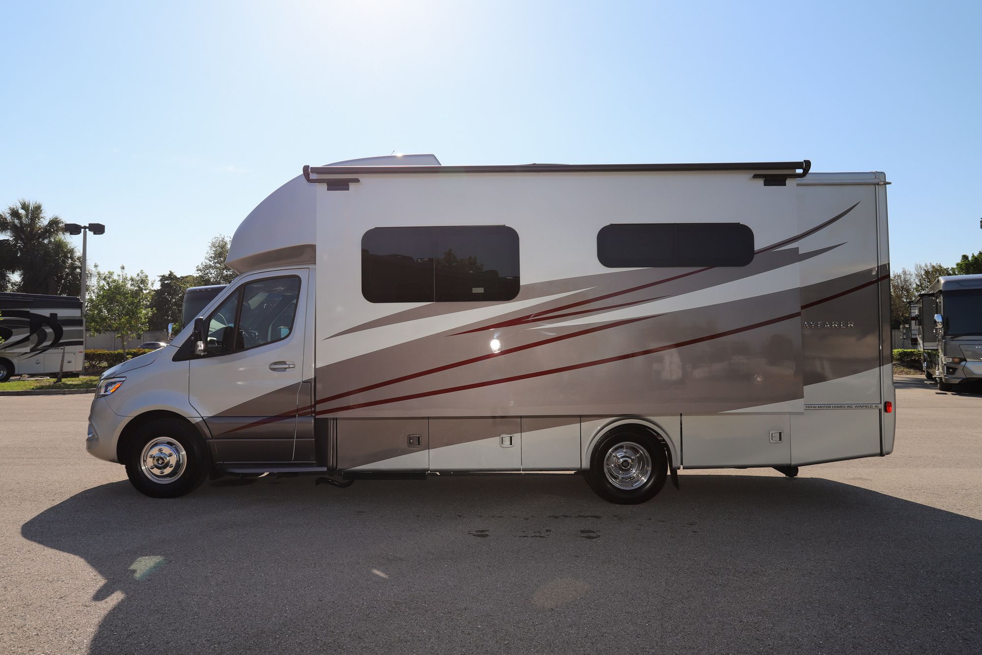 New 2022 Tiffin Motor Homes Wayfarer 25RW Class C  For Sale