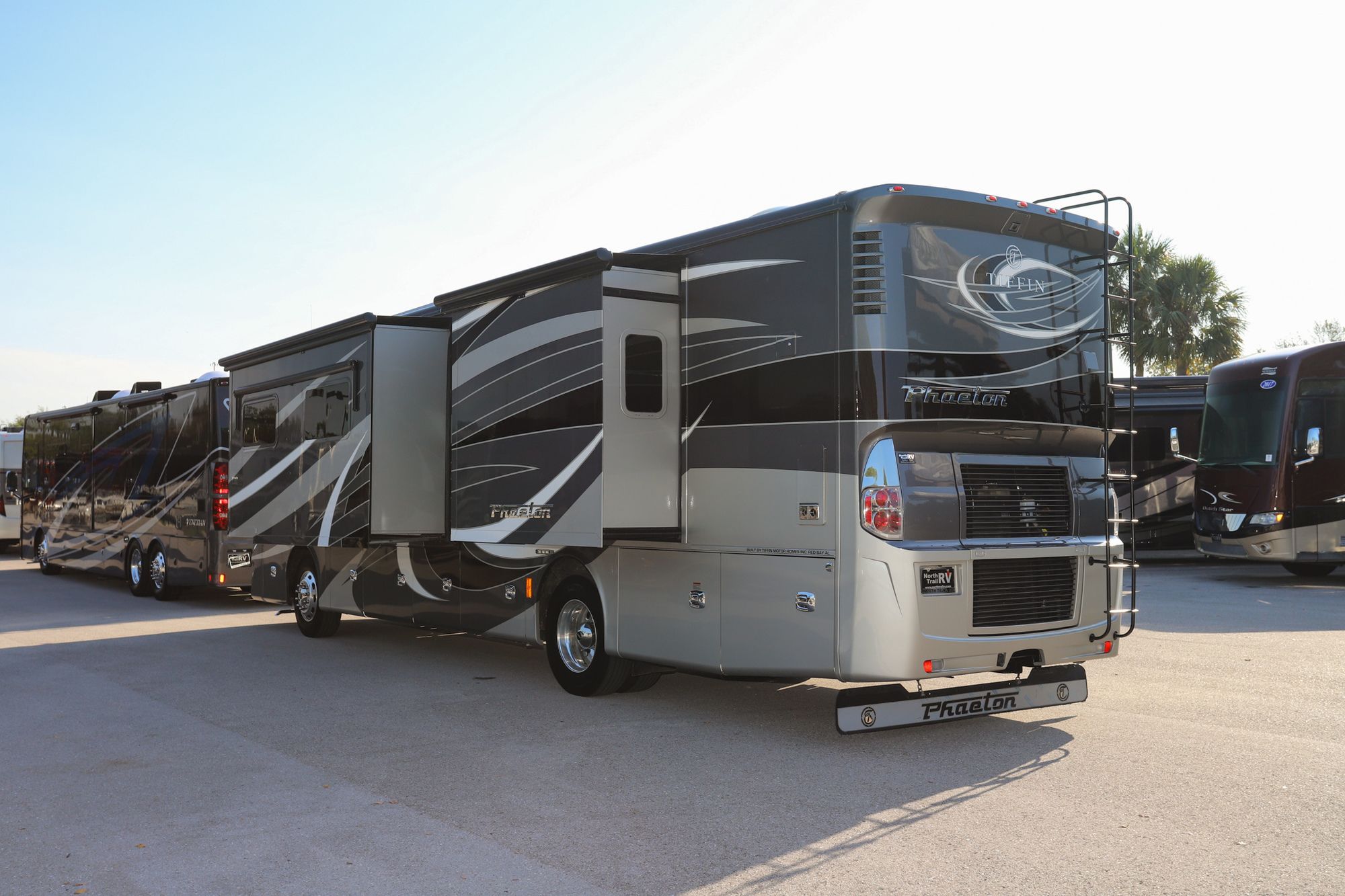 Used 2019 Tiffin Motor Homes Phaeton 37BH Class A  For Sale