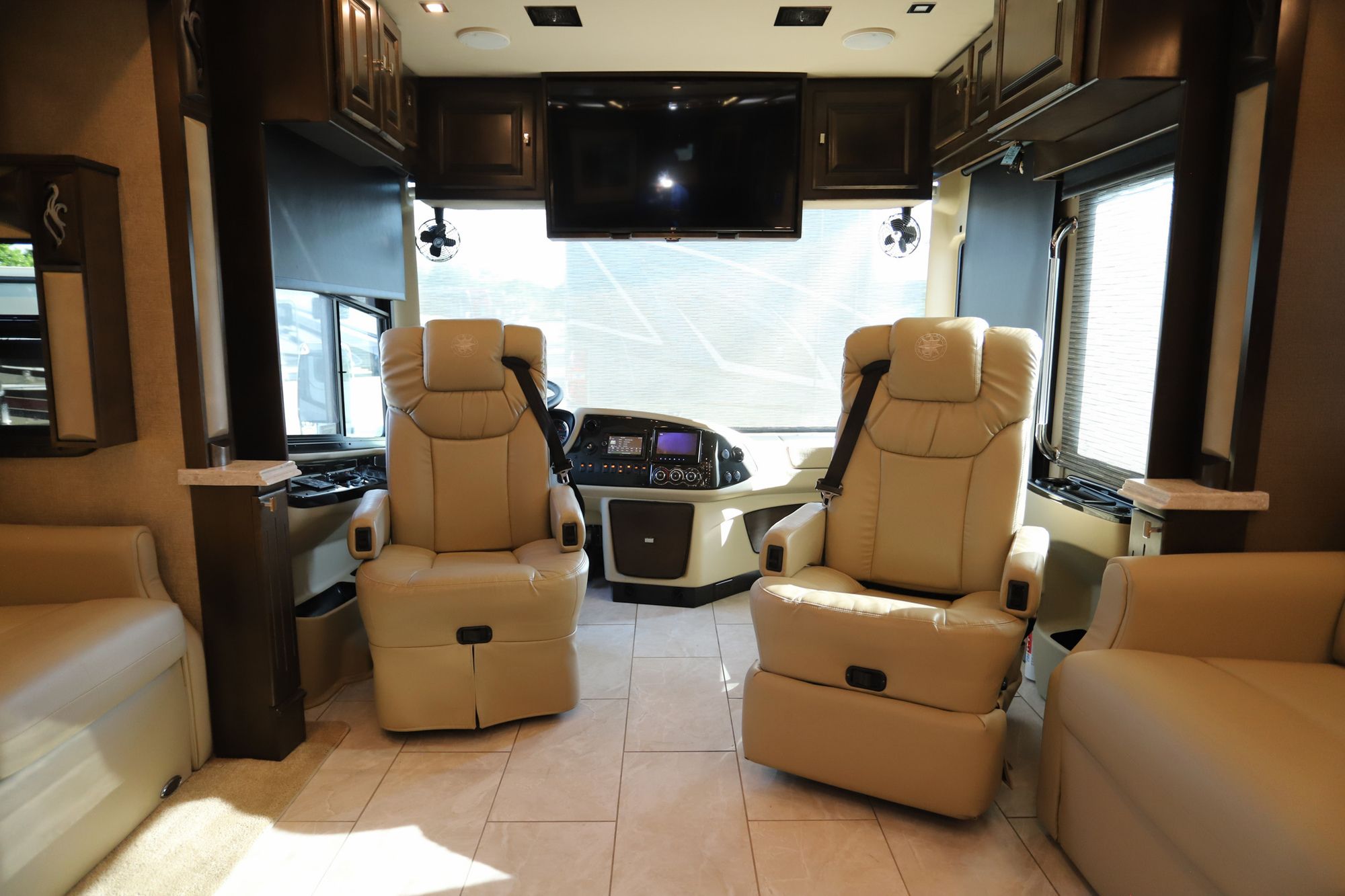 Used 2019 Tiffin Motor Homes Phaeton 37BH Class A  For Sale