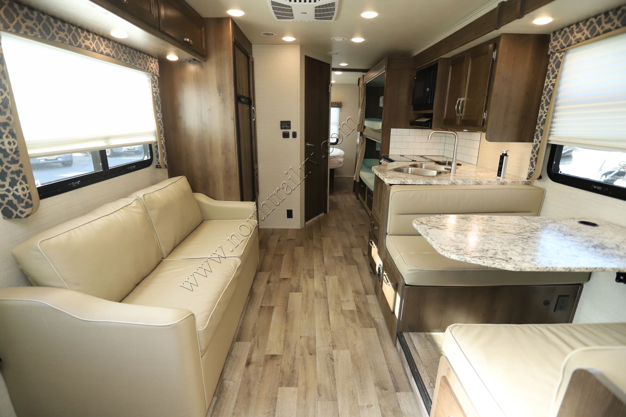 Used 2020 Jayco Redhawk 31F Class C  For Sale