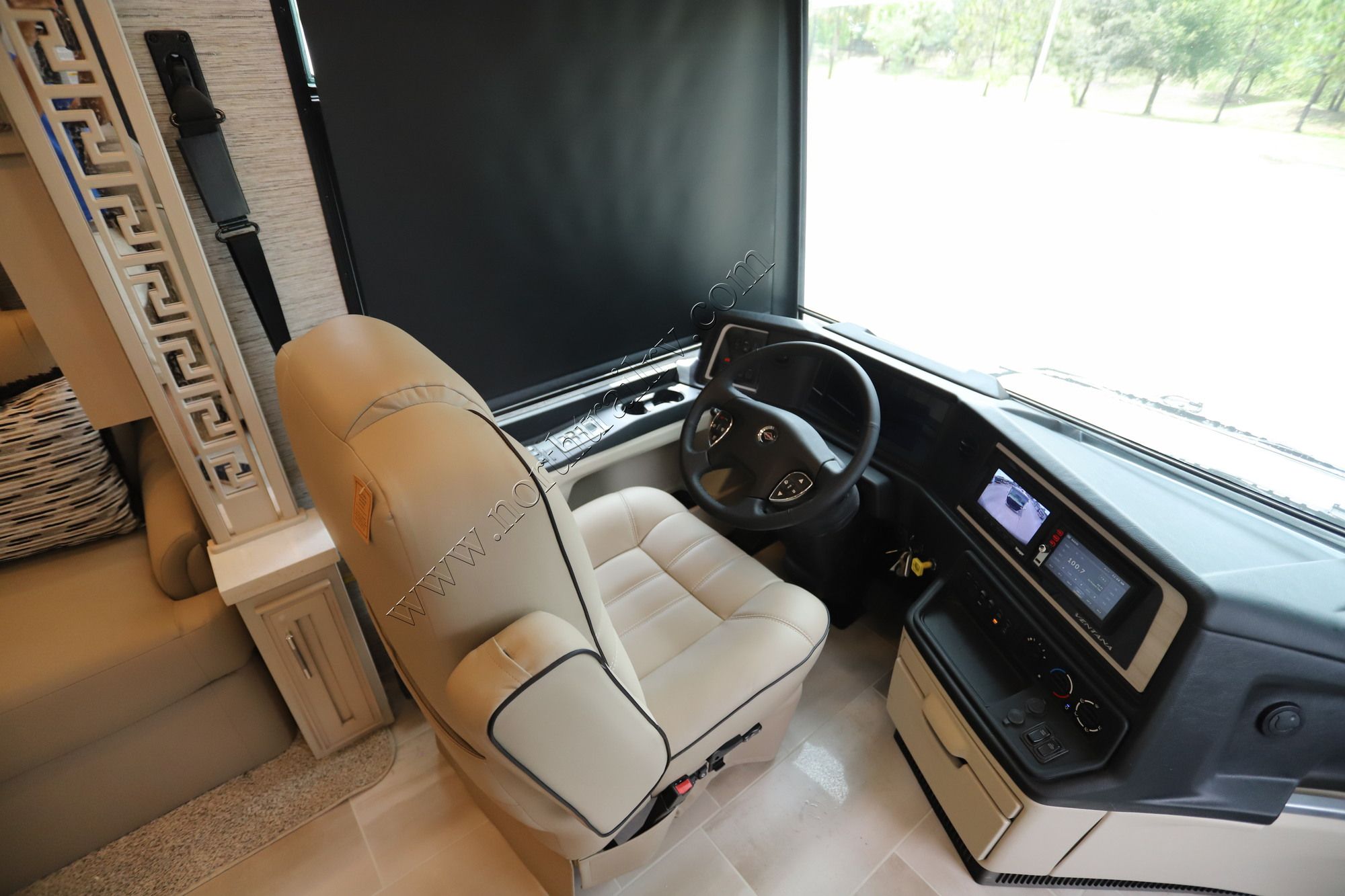 New 2022 Newmar Ventana 4326 Class A  For Sale