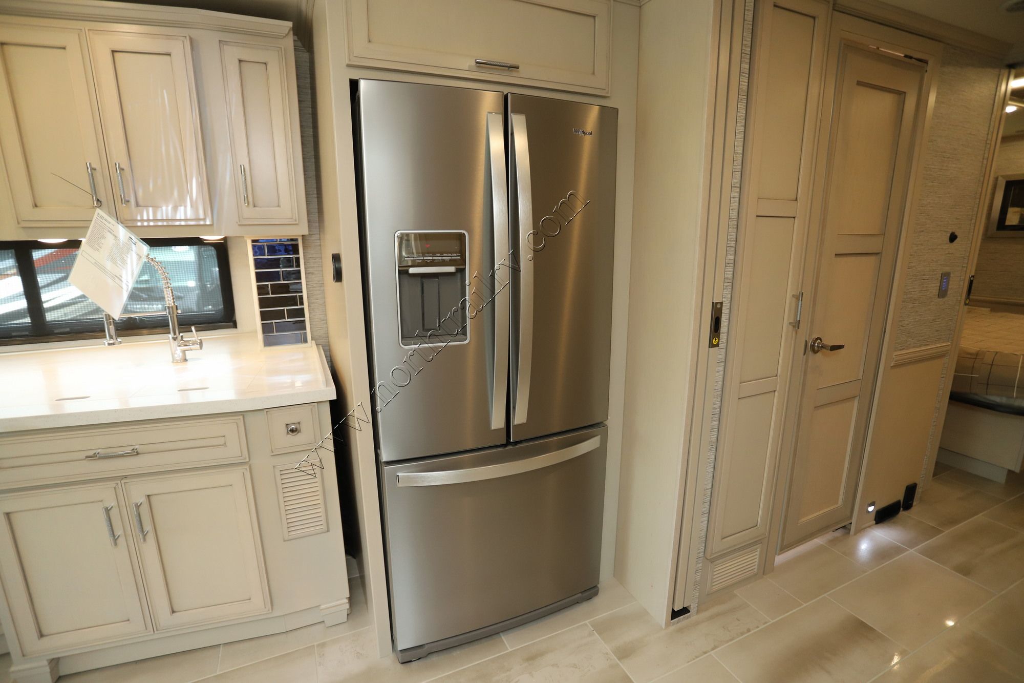 New 2022 Newmar Ventana 4326 Class A  For Sale
