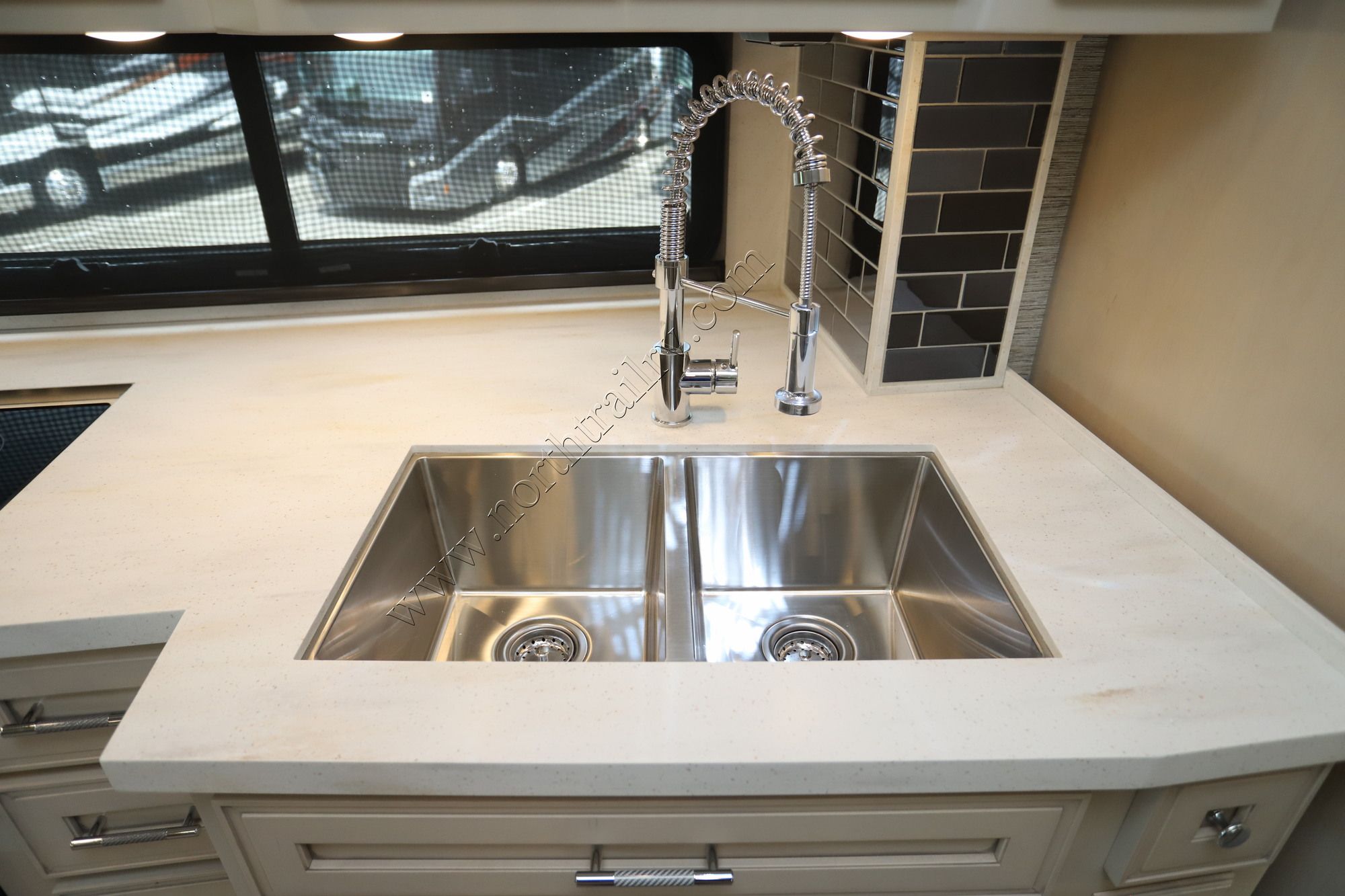 New 2022 Newmar Ventana 4326 Class A  For Sale