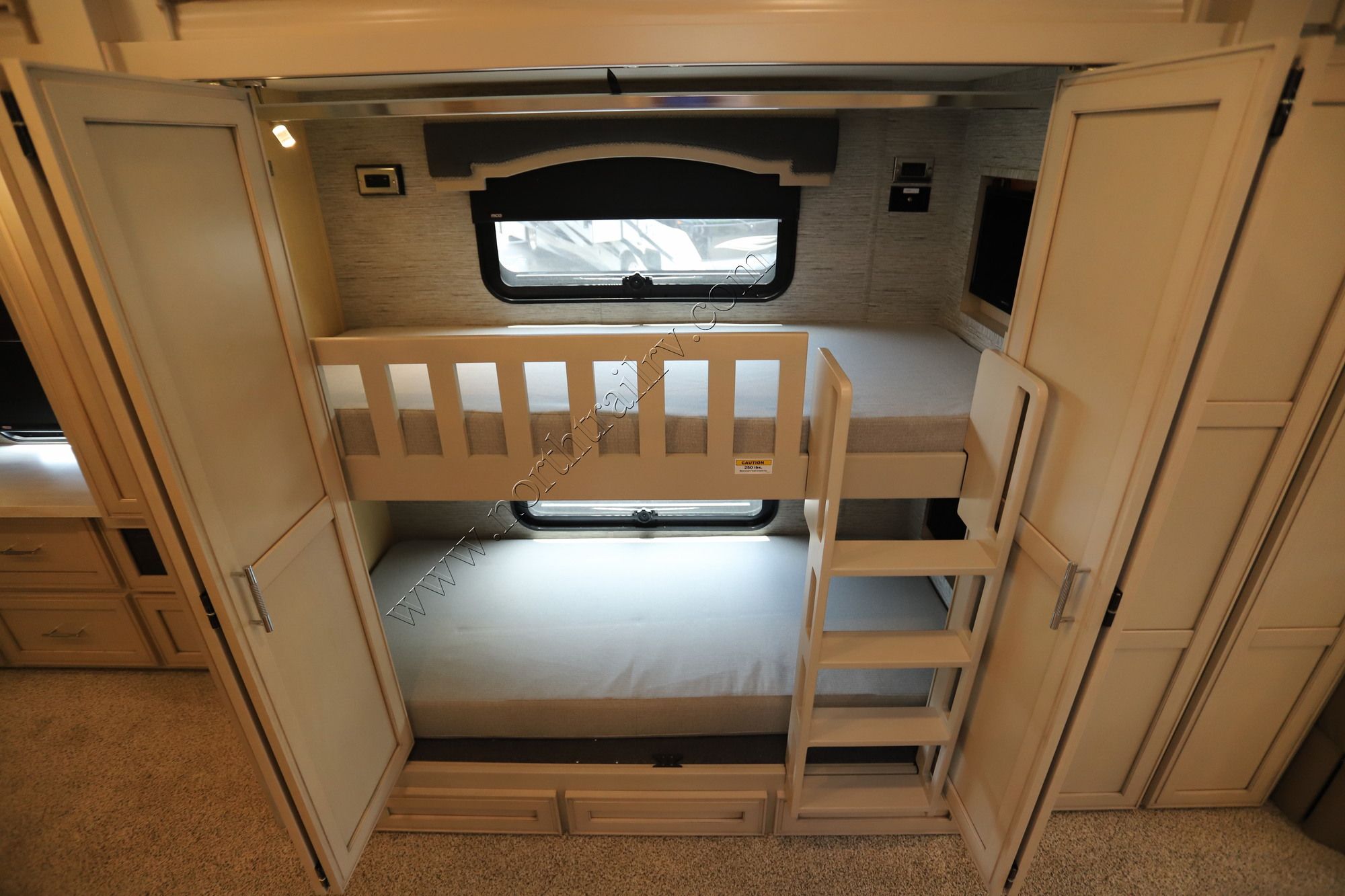 New 2022 Newmar Ventana 4326 Class A  For Sale