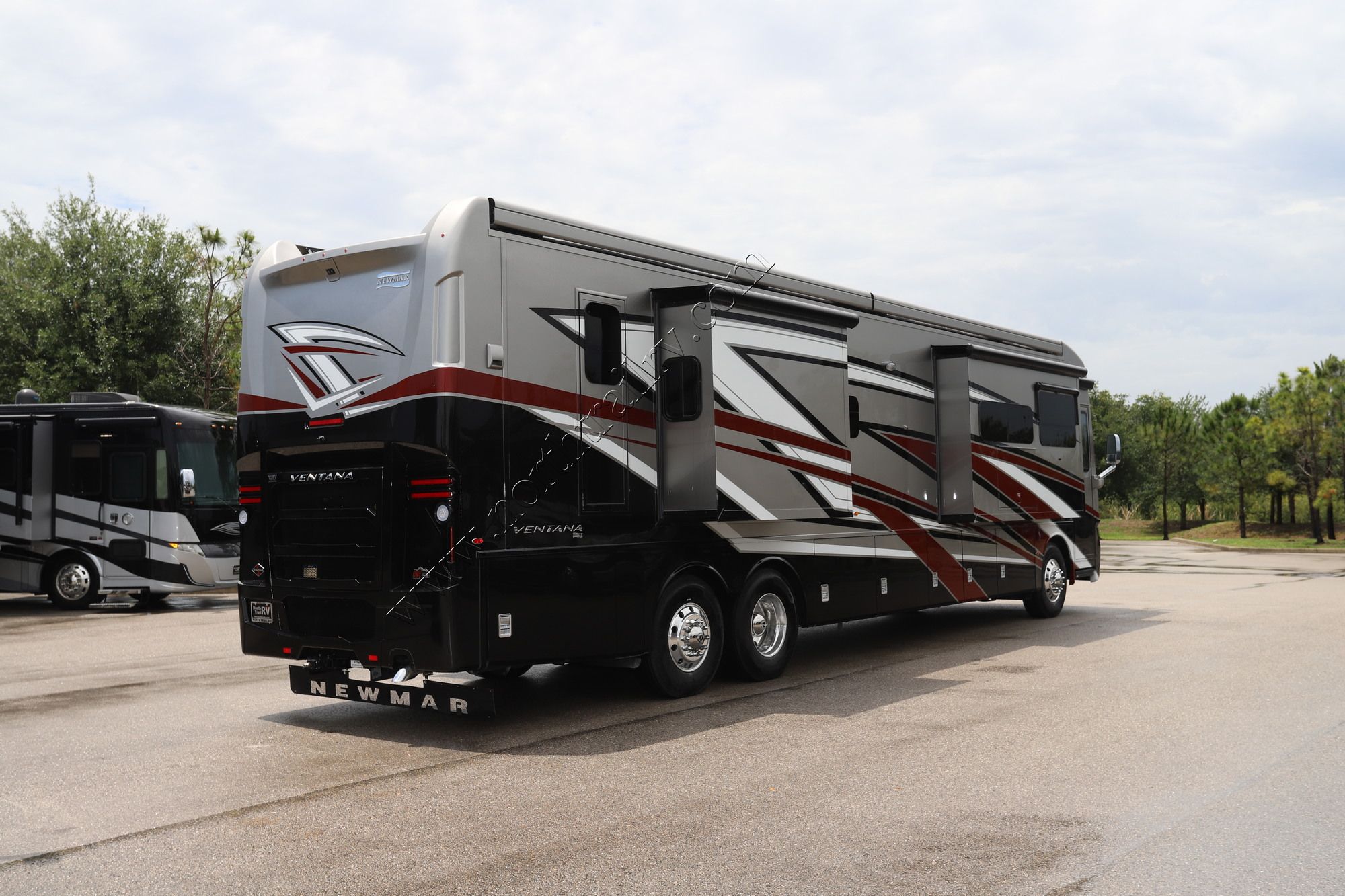 New 2022 Newmar Ventana 4326 Class A  For Sale