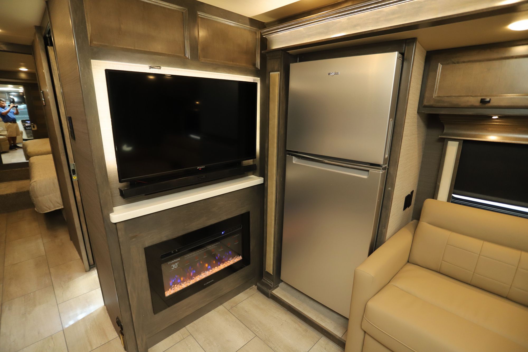 New 2022 Tiffin Motor Homes Breeze 33BR Class A  For Sale