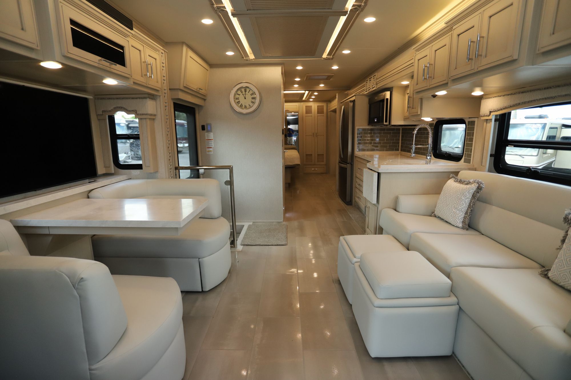 New 2022 Newmar Super Star 3727 Super C  For Sale