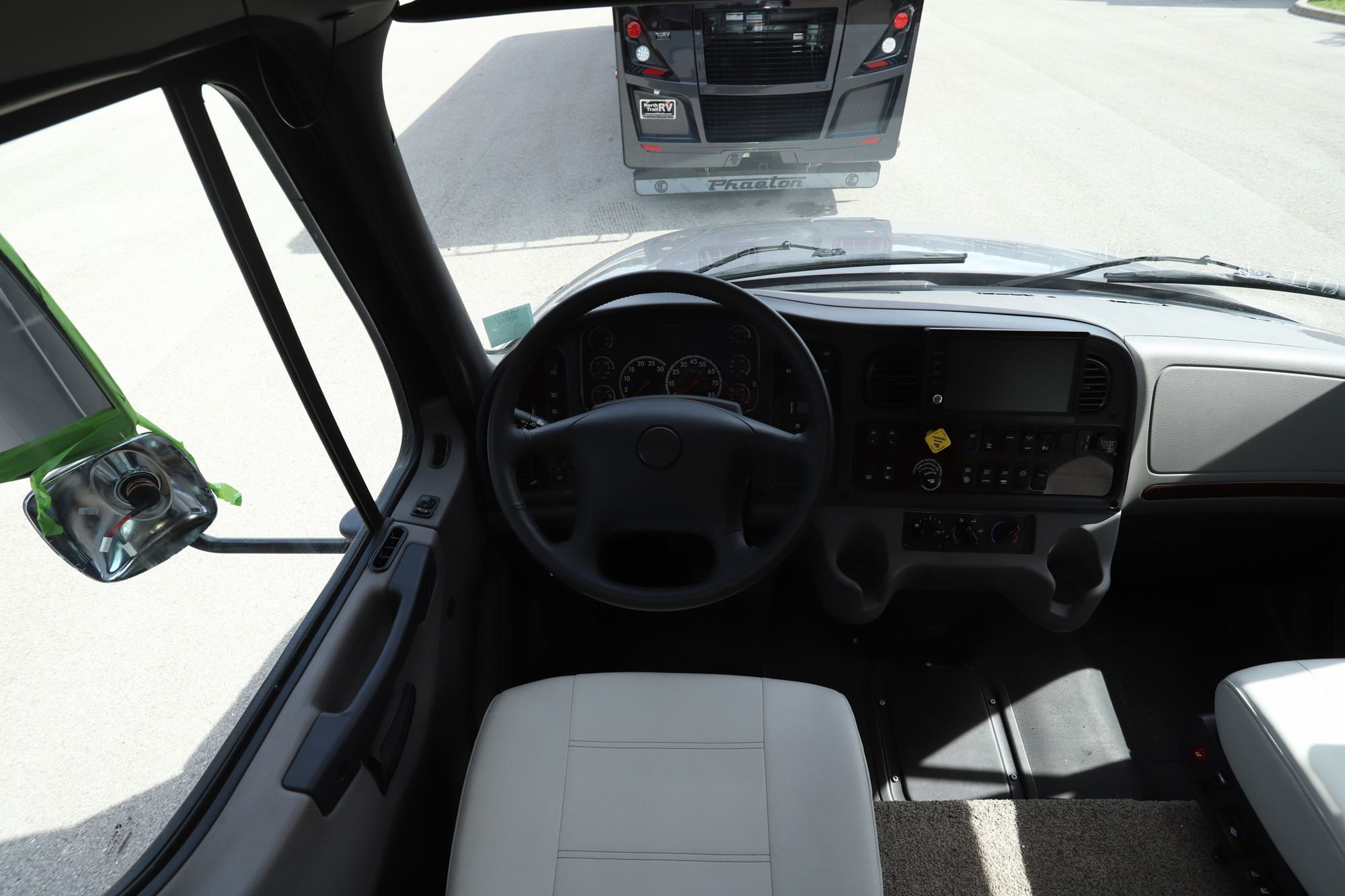 New 2022 Newmar Super Star 3727 Super C  For Sale