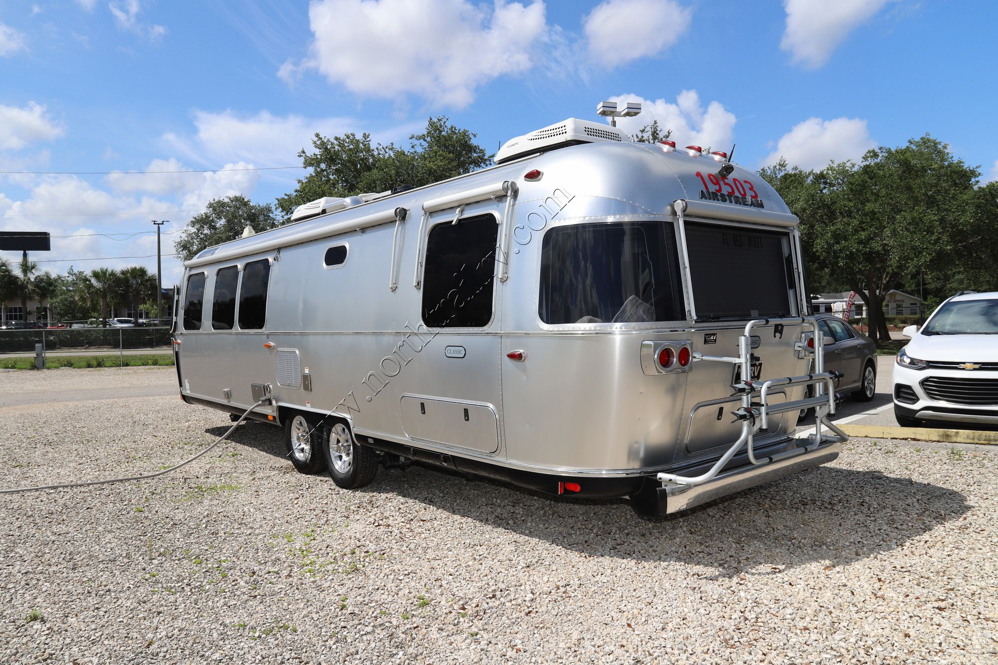 Used 2020 Airstream Classic 30 TWIN Travel Trailer  For Sale