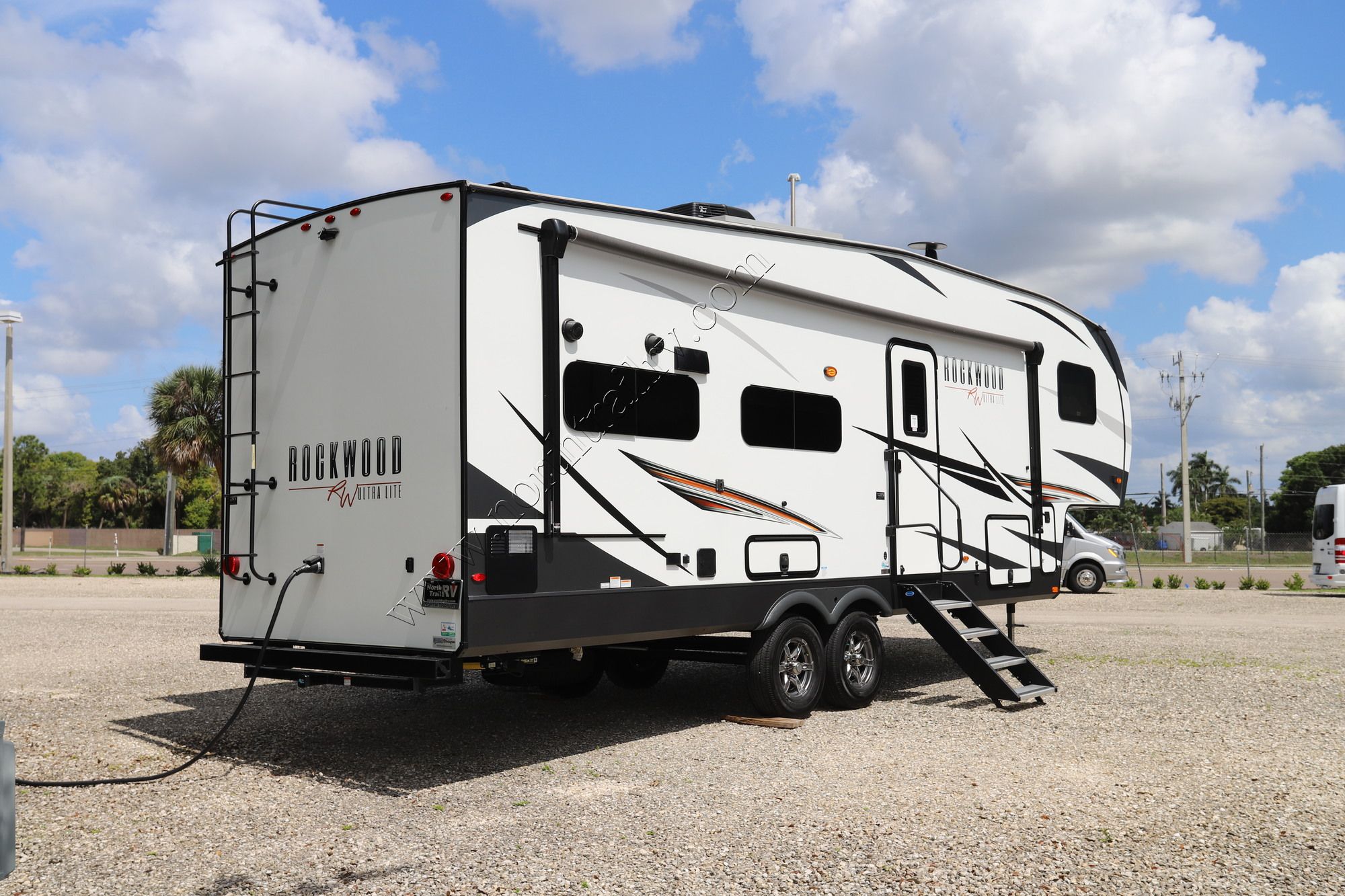 Used 2021 Rockwood Ultra Lite 2881S Fifth Wheel  For Sale