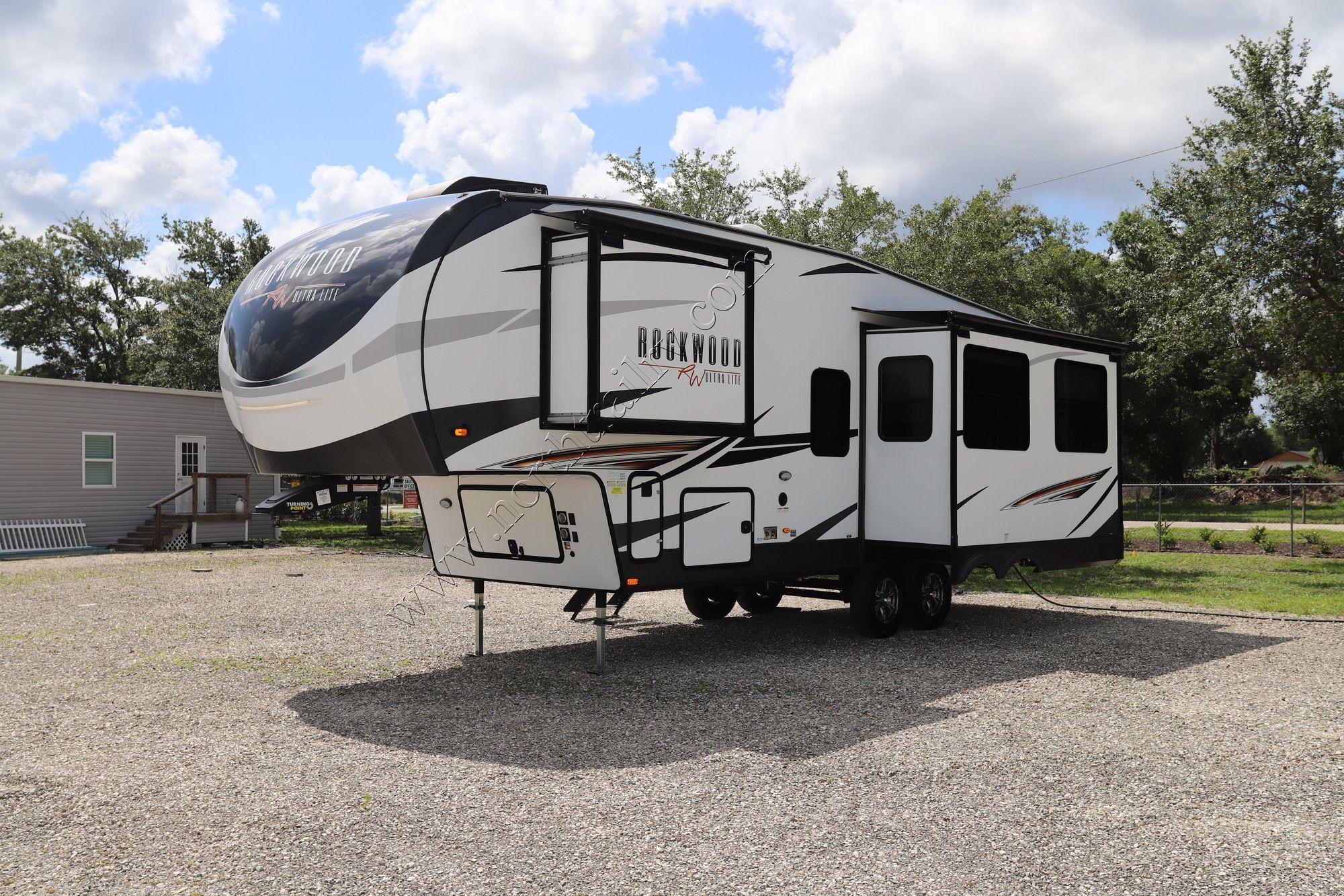 Used 2021 Rockwood Ultra Lite 2881S Fifth Wheel  For Sale