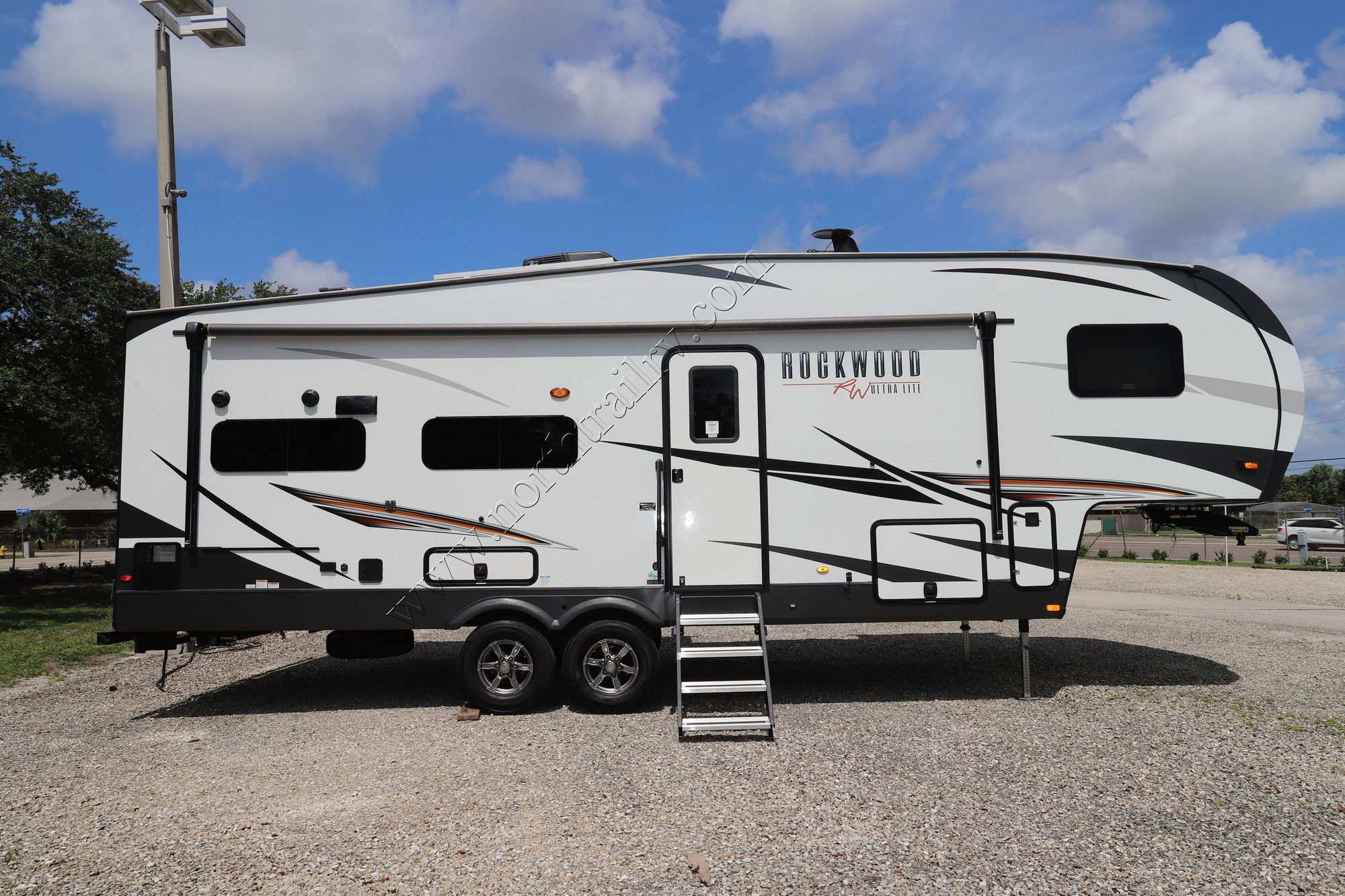 Used 2021 Rockwood Ultra Lite 2881S Fifth Wheel  For Sale