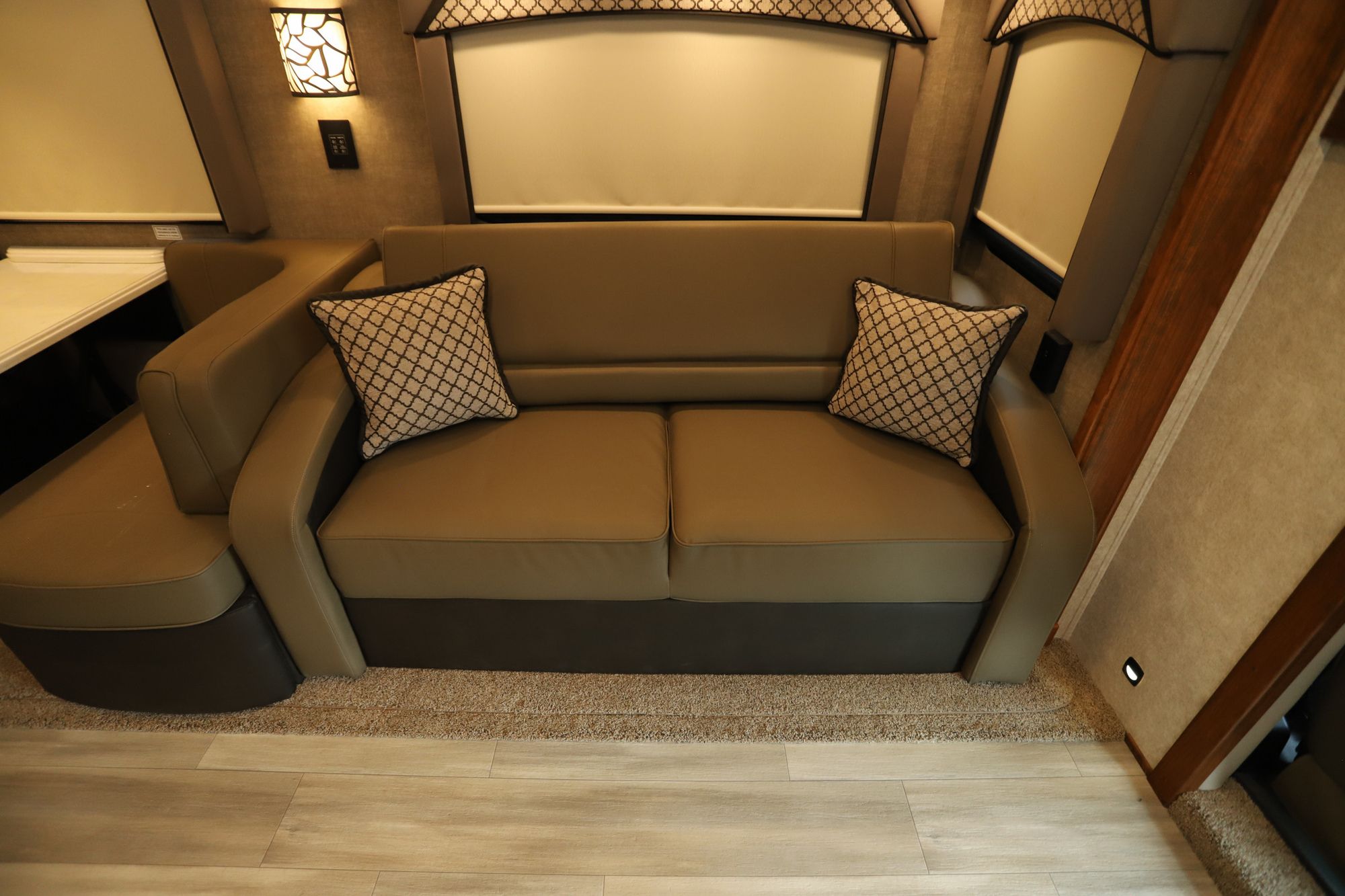 New 2022 Renegade Rv Valencia 38BB Super C  For Sale
