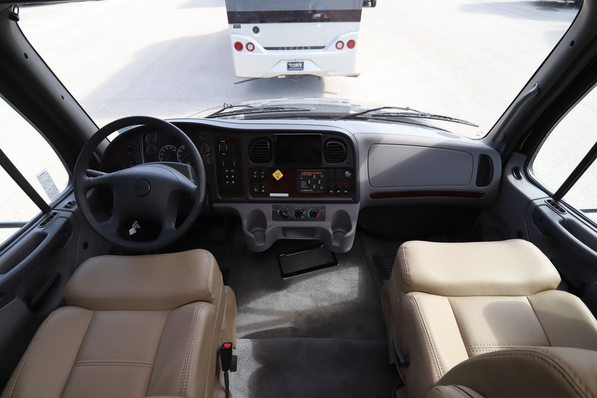 New 2022 Renegade Rv Valencia 38BB Super C  For Sale