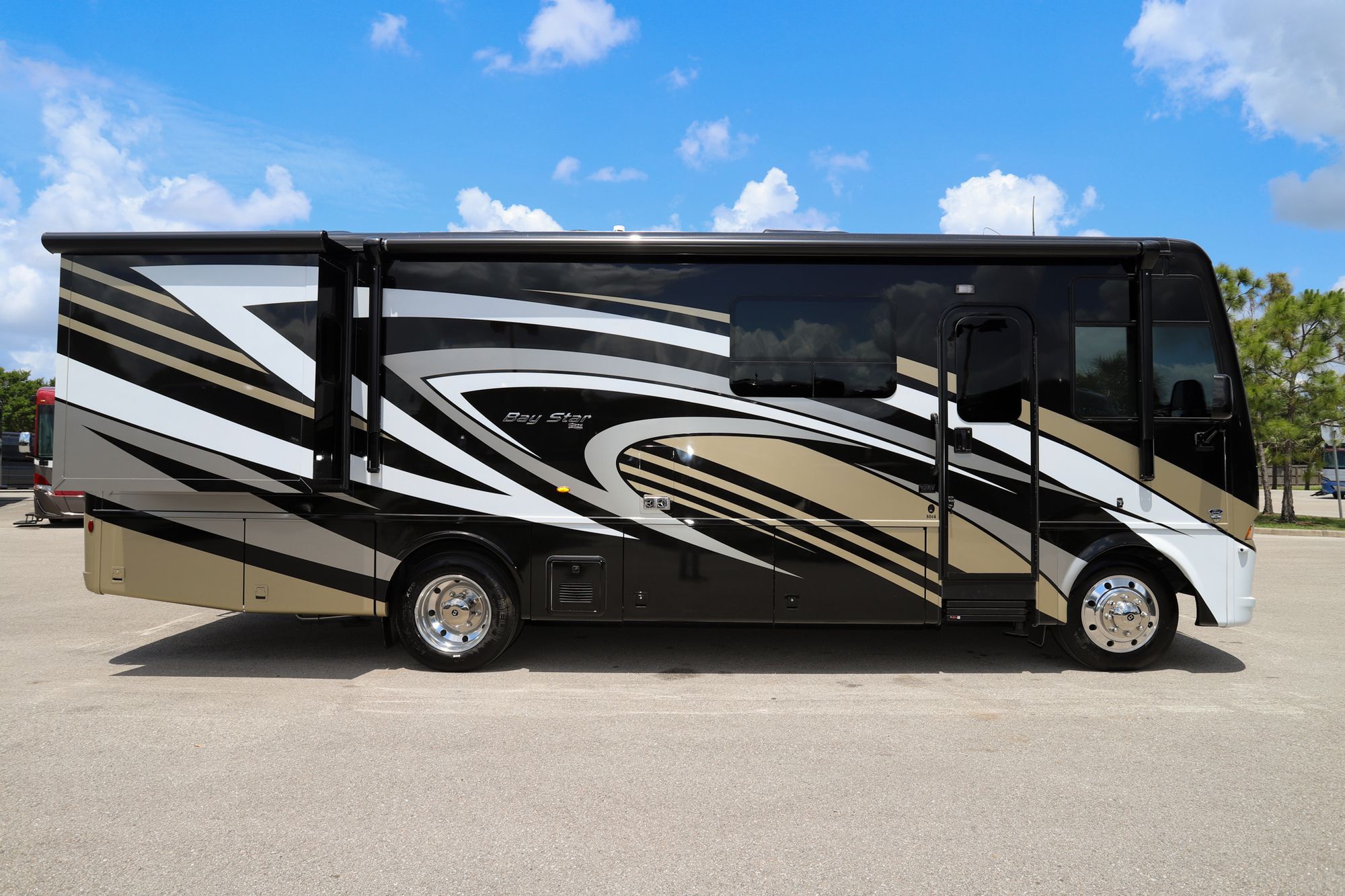 New 2022 Newmar Bay Star 3014 Class A  For Sale