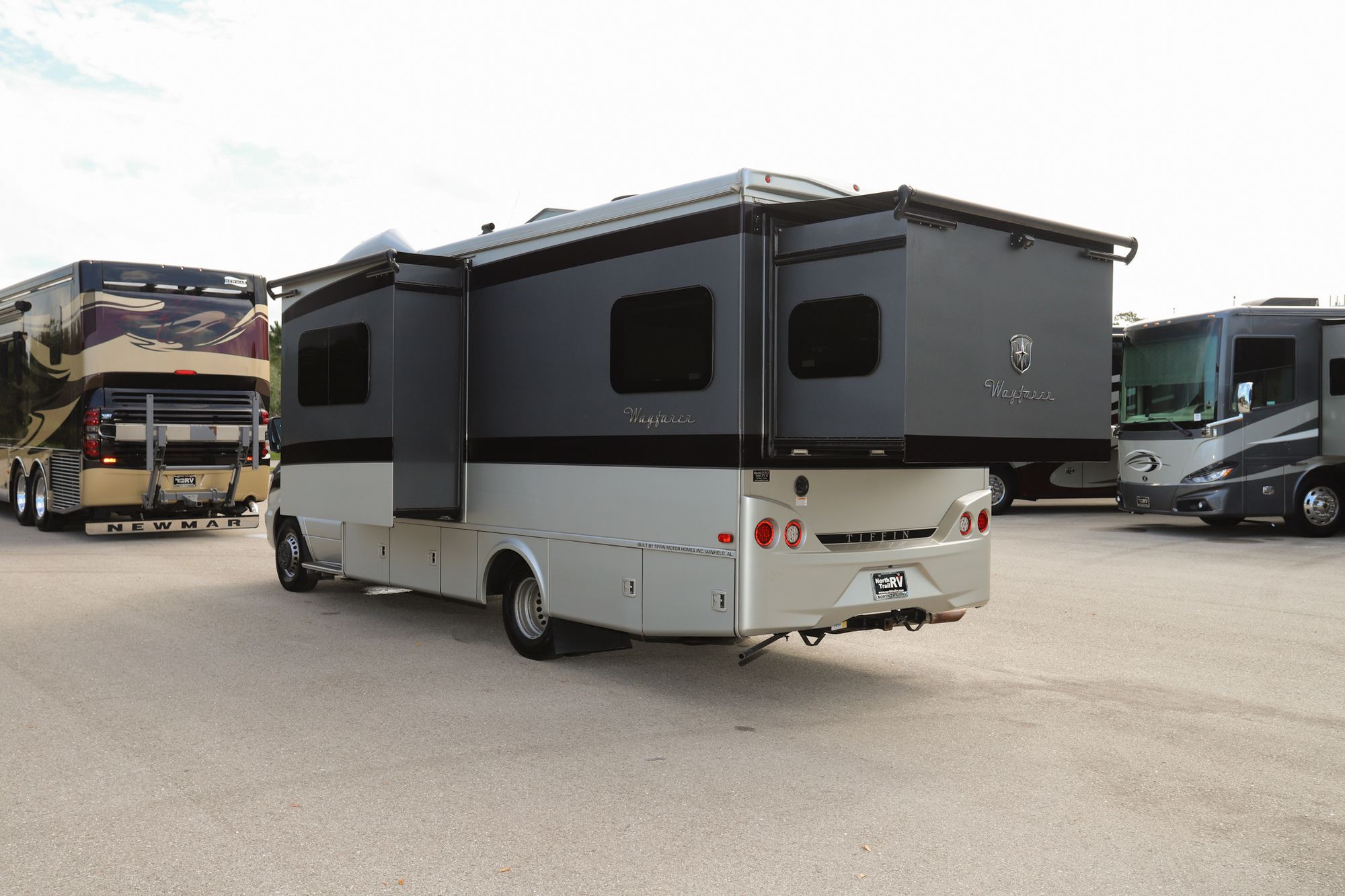 Used 2019 Tiffin Motor Homes Wayfarer 25QW Class C  For Sale