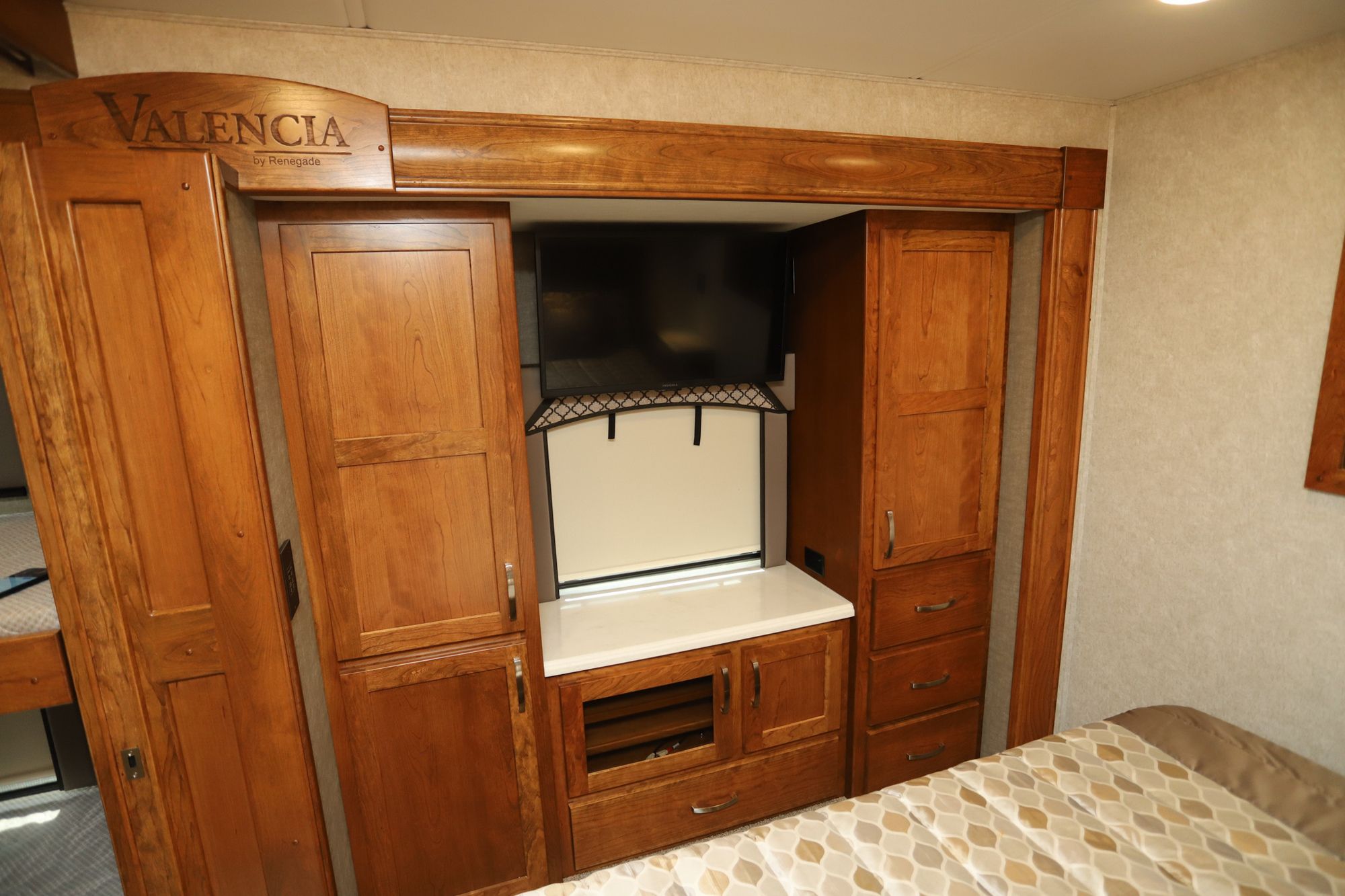 New 2022 Renegade Rv Valencia 38BB Super C  For Sale