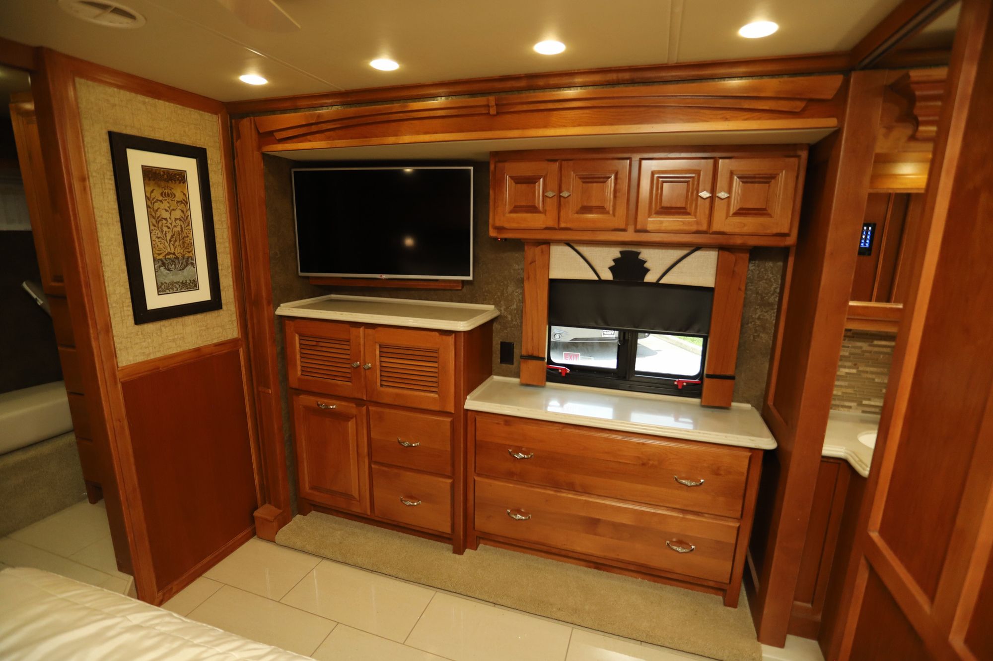 Used 2015 Tiffin Motor Homes Phaeton 40AH Class A  For Sale