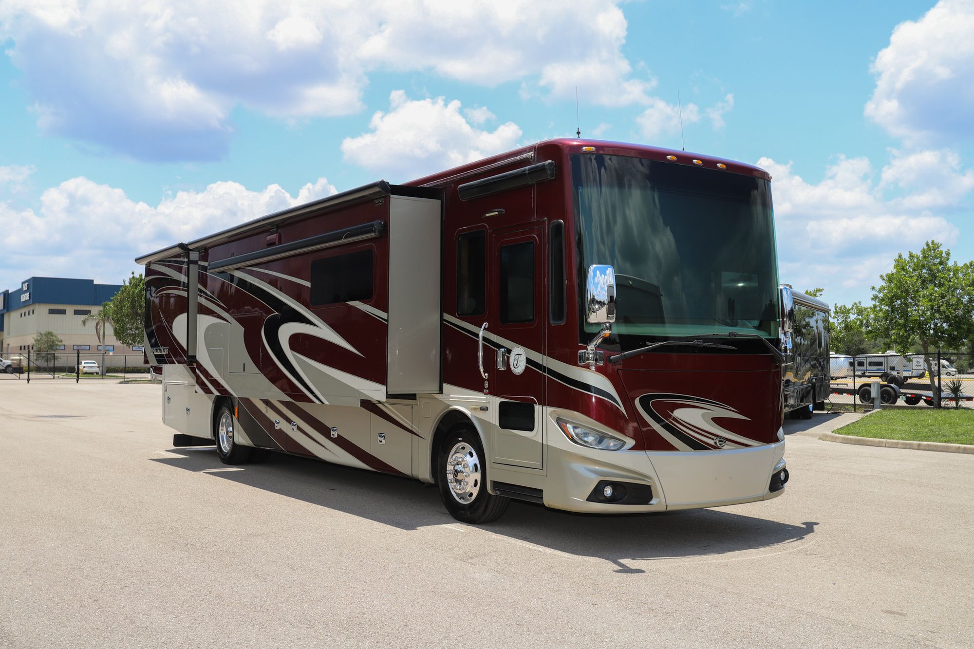 Used 2015 Tiffin Motor Homes Phaeton 40AH Class A  For Sale