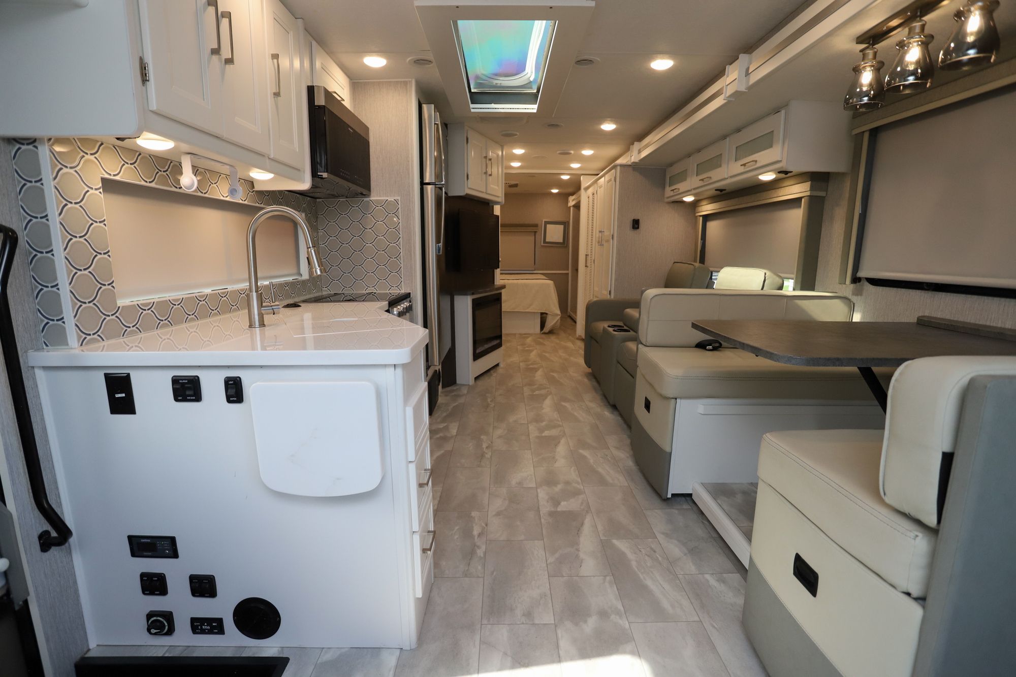 Used 2021 Coachmen Encore 325SS Class A  For Sale