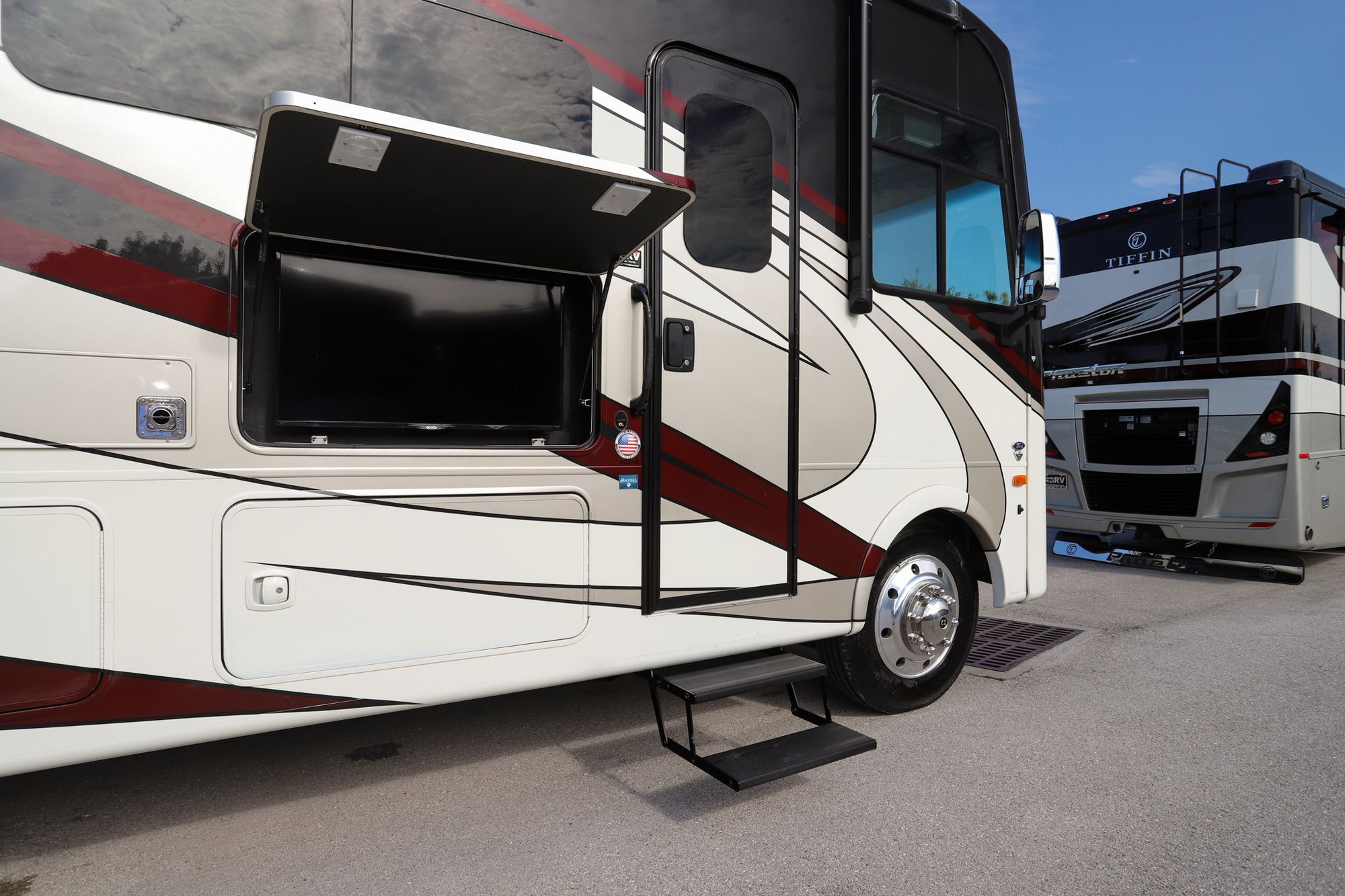 Used 2021 Coachmen Encore 325SS Class A  For Sale