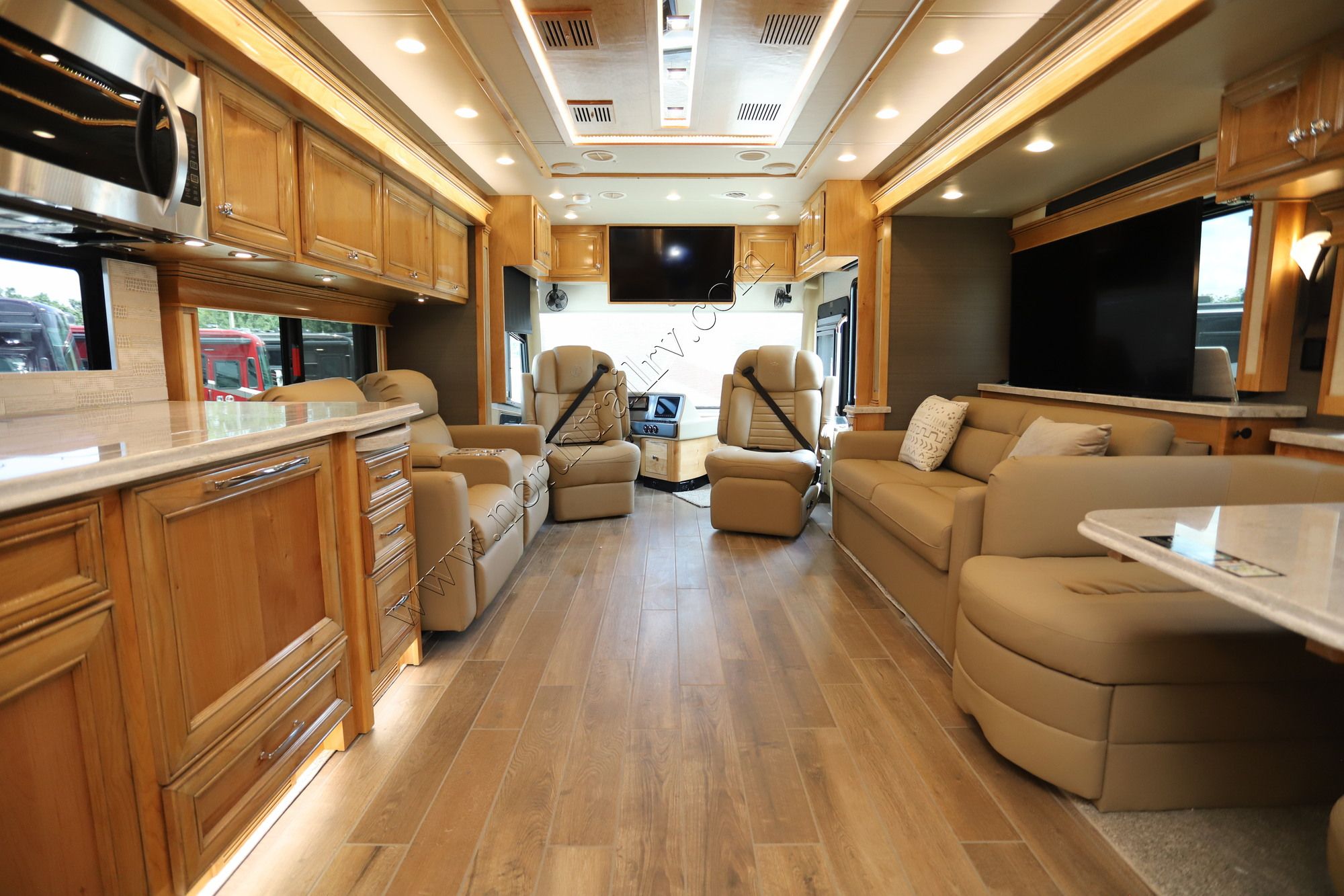 New 2022 Tiffin Motor Homes Phaeton 40IH Class A  For Sale