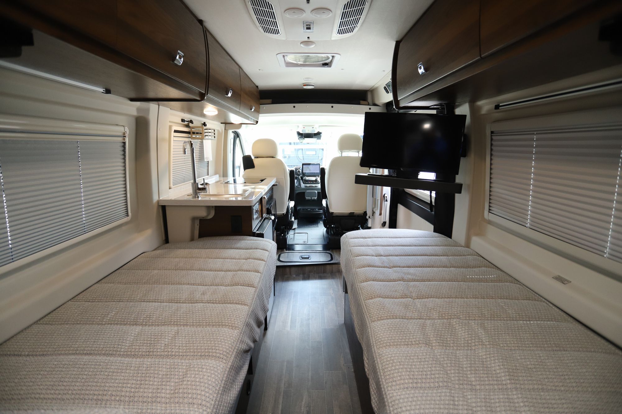 New 2023 Winnebago Travato 259K Class B  For Sale