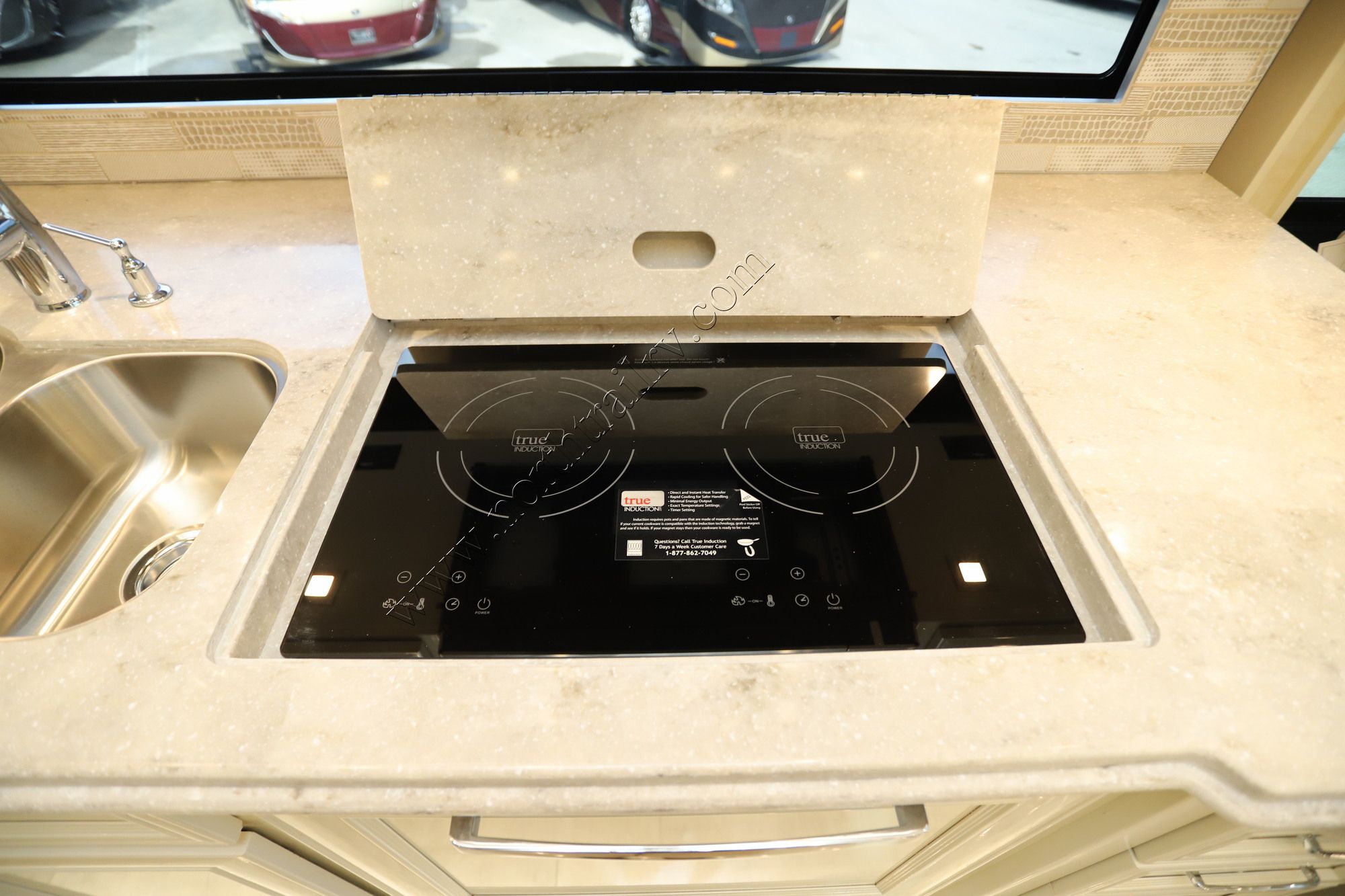 New 2022 Tiffin Motor Homes Phaeton 40IH Class A  For Sale