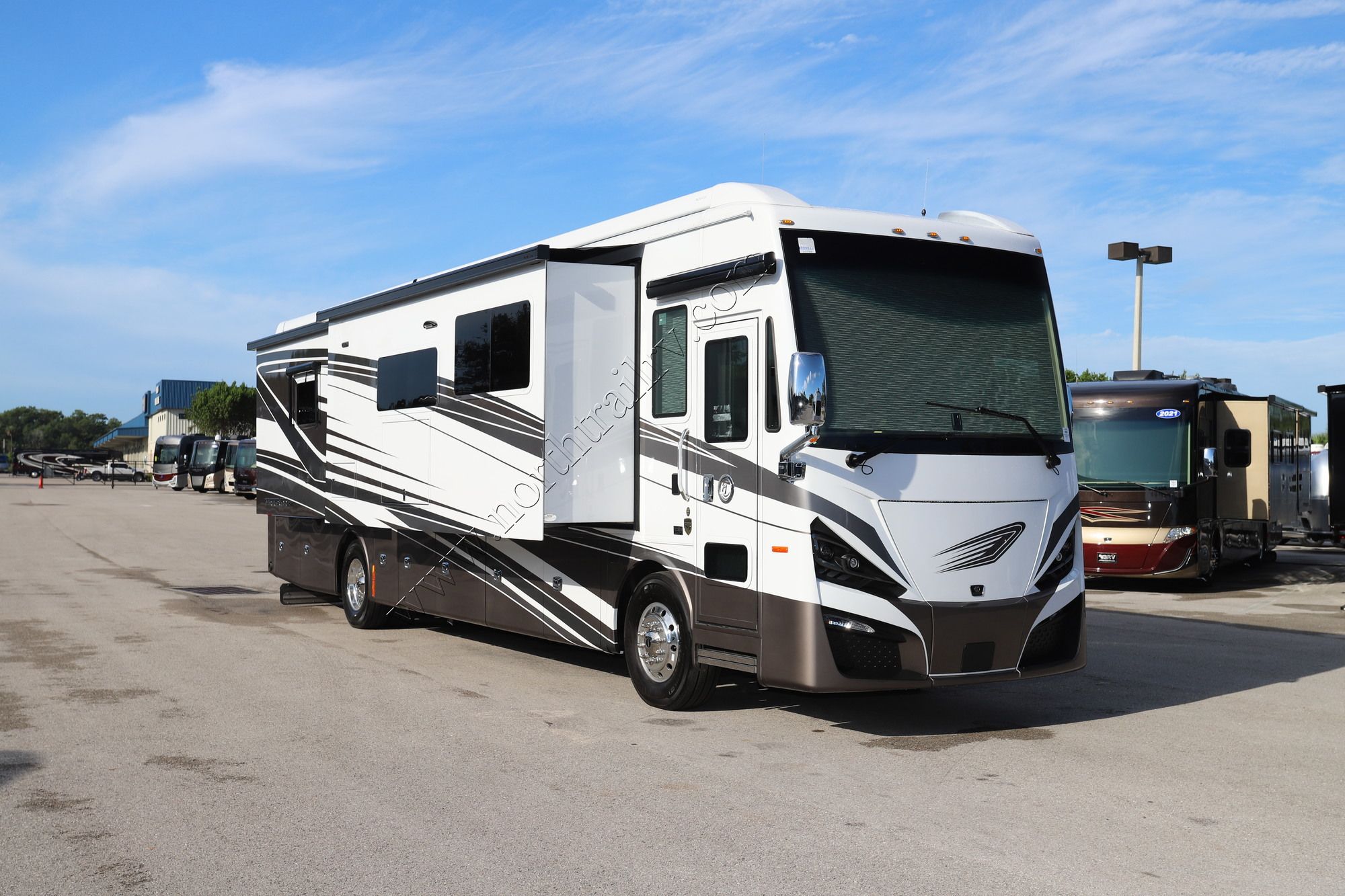 New 2022 Tiffin Motor Homes Phaeton 40IH Class A  For Sale