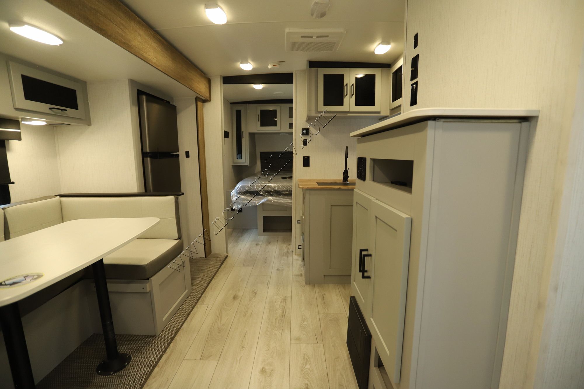 New 2022 Heartland Rv North Trail 22CRB Travel Trailer  For Sale