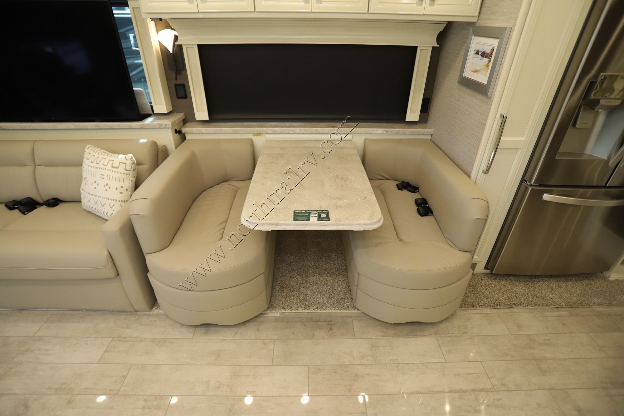New 2022 Tiffin Motor Homes Phaeton 40IH Class A  For Sale