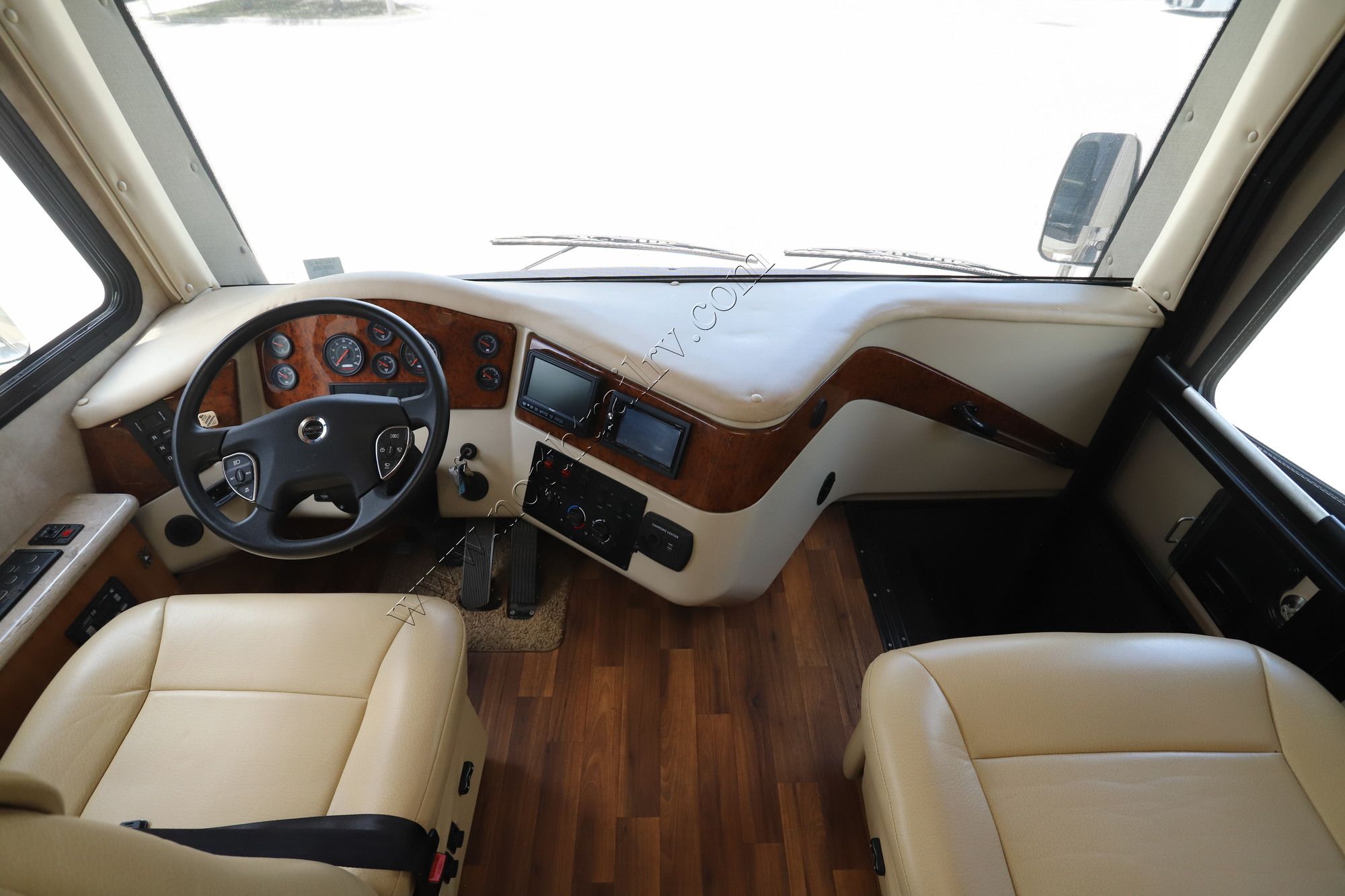 Used 2016 Nexus Bentley 34B Class A  For Sale