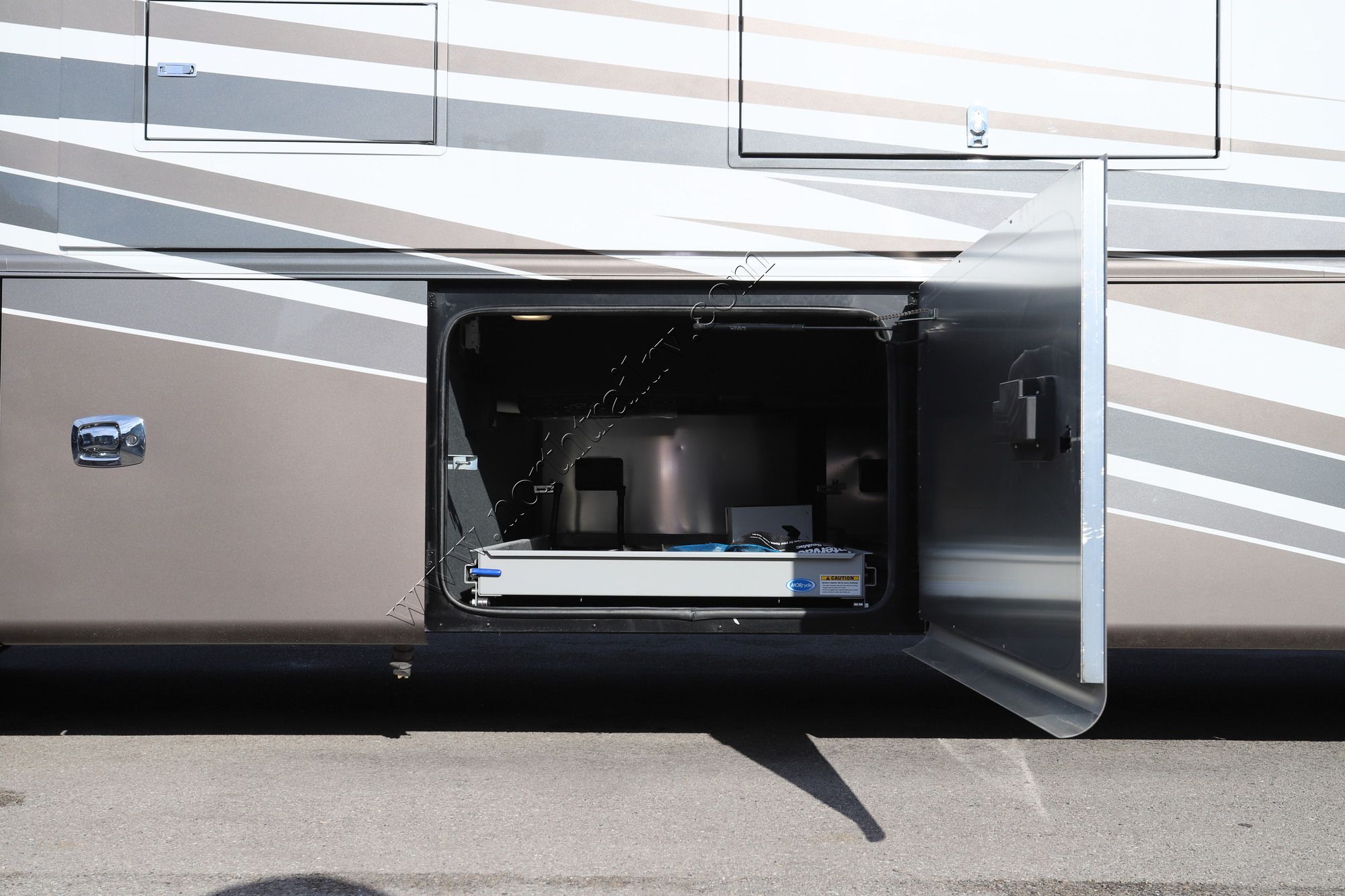 New 2022 Tiffin Motor Homes Phaeton 40IH Class A  For Sale