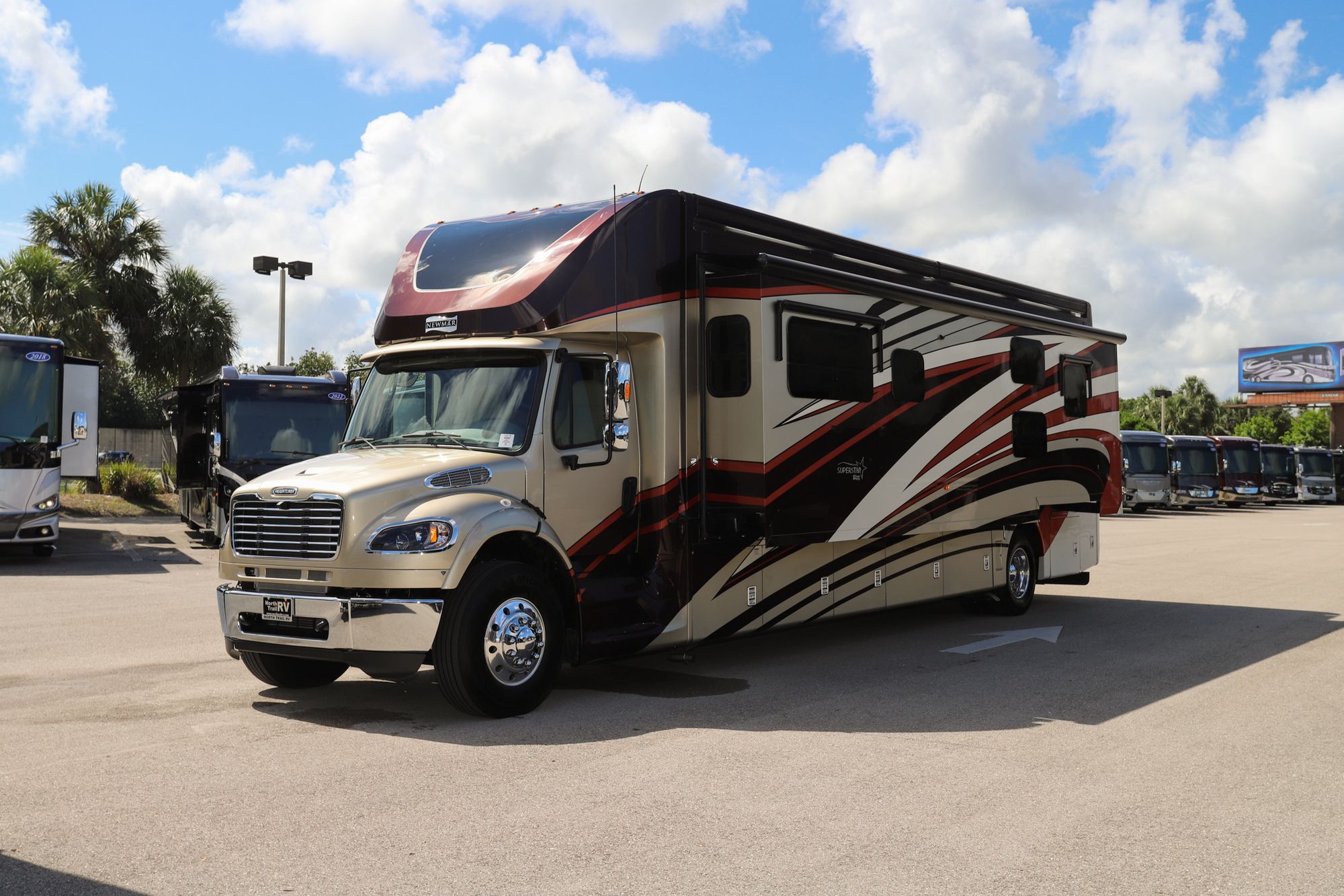 New 2022 Newmar Super Star 4065 Super C  For Sale