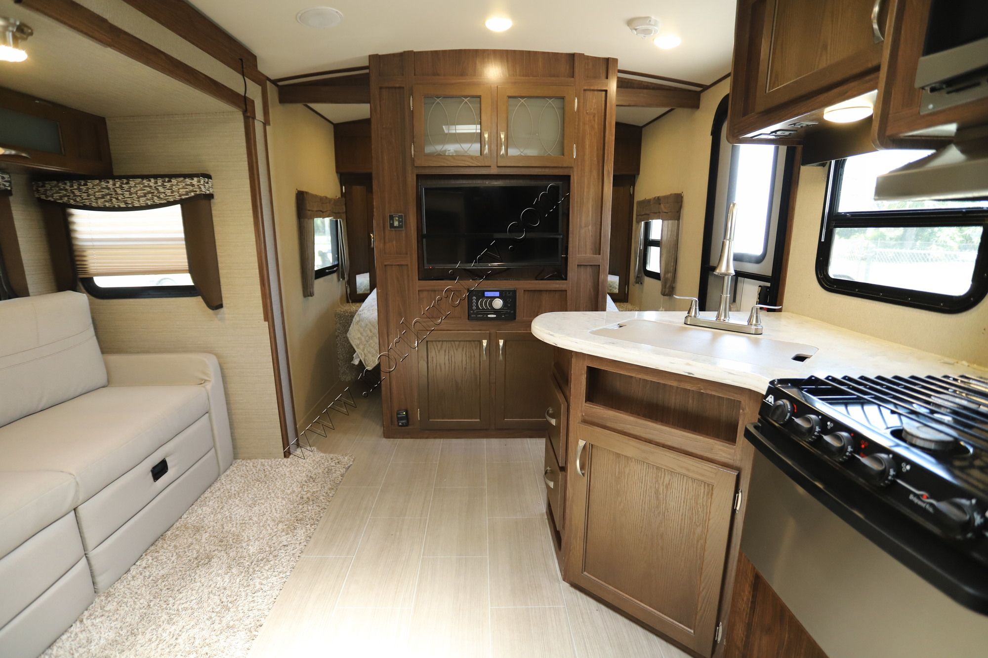 Used 2017 Dutchmen Aerolite 221BHSL Travel Trailer  For Sale