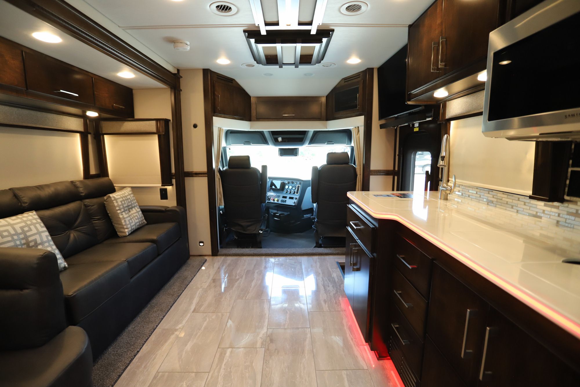 New 2022 Renegade Rv Xl 45BBC Super C  For Sale