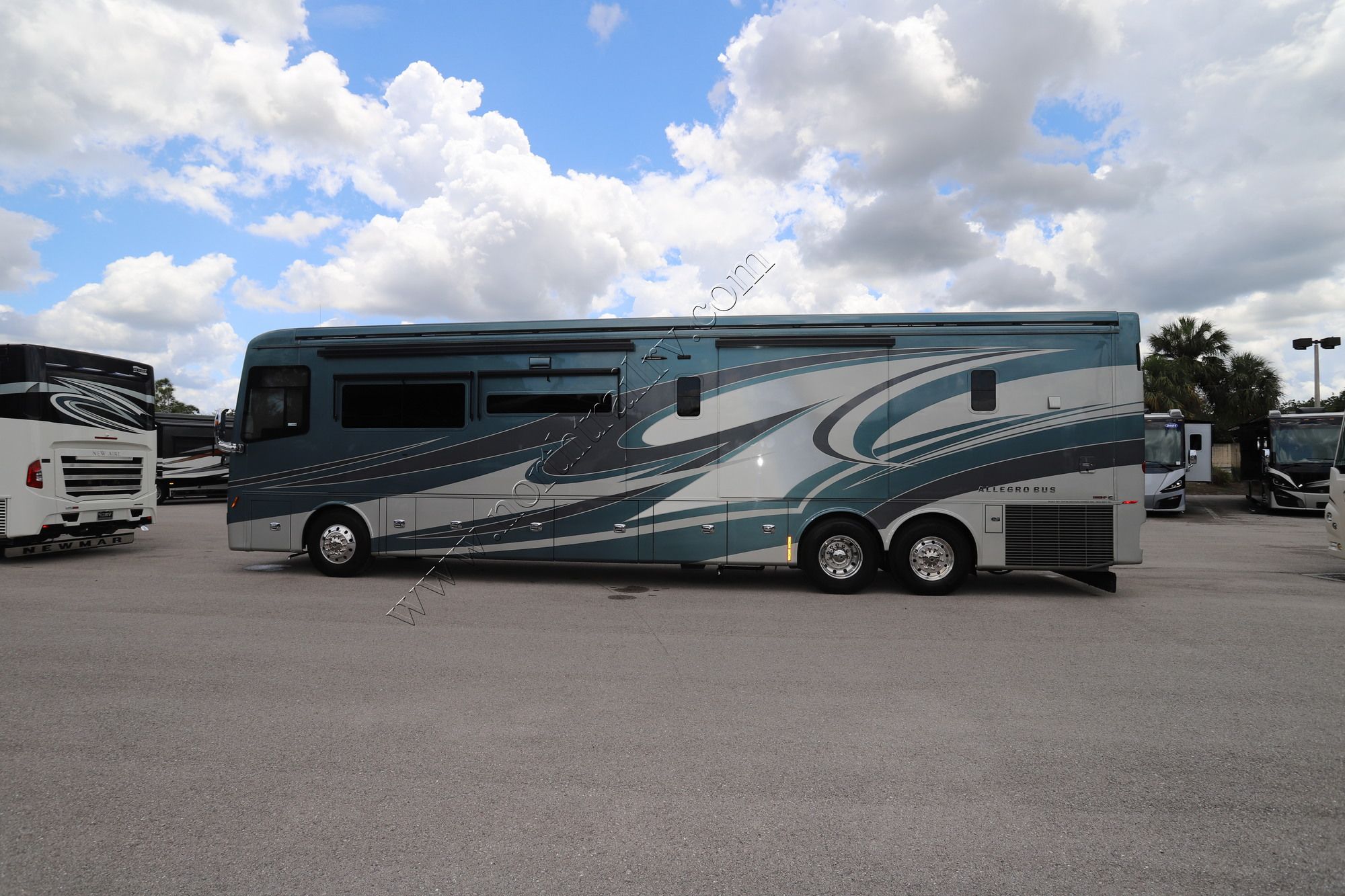 Used 2019 Tiffin Motor Homes Allegro Bus 45OPP Class A  For Sale