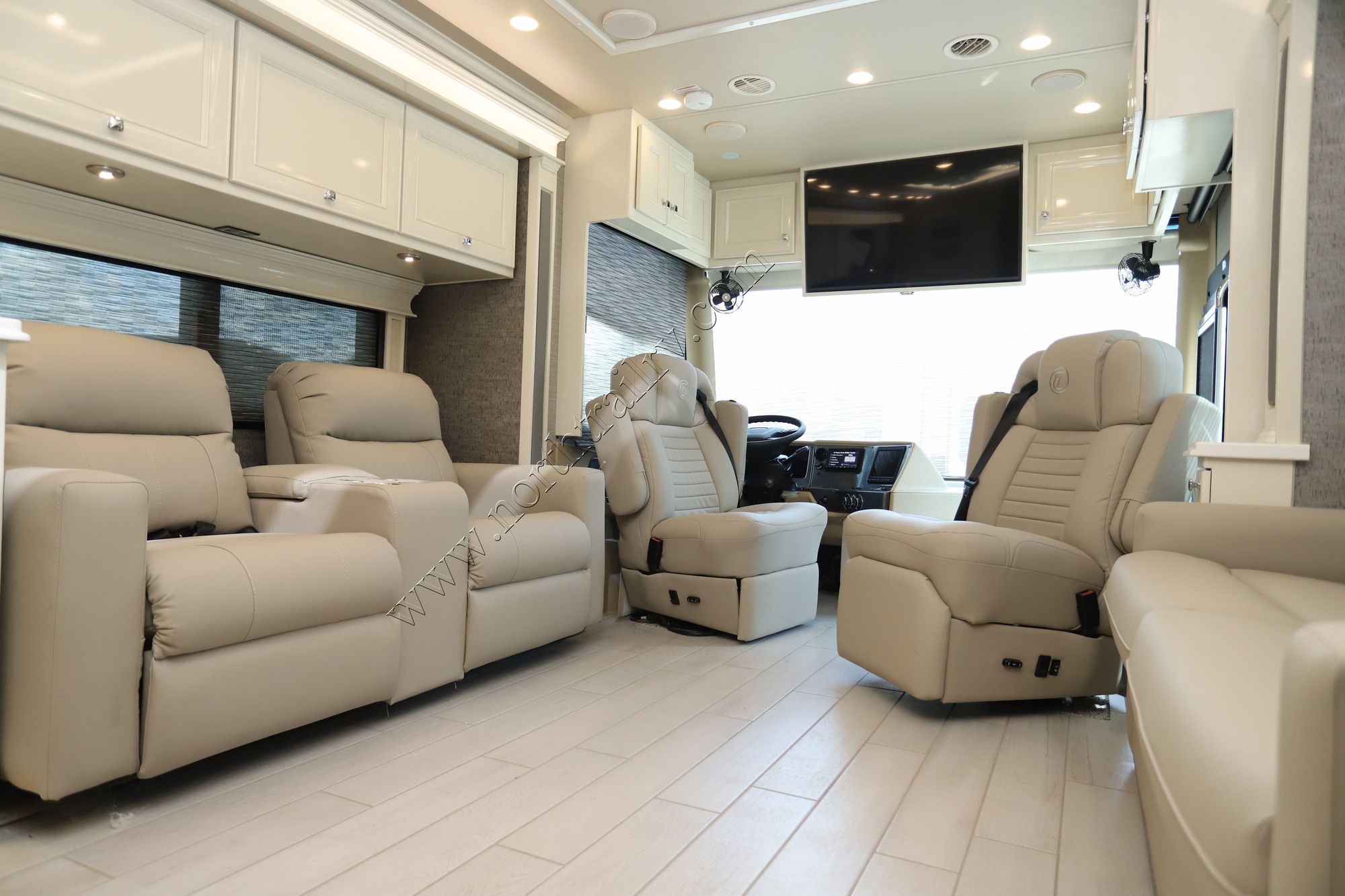 New 2022 Tiffin Motor Homes Phaeton 40IH Class A  For Sale