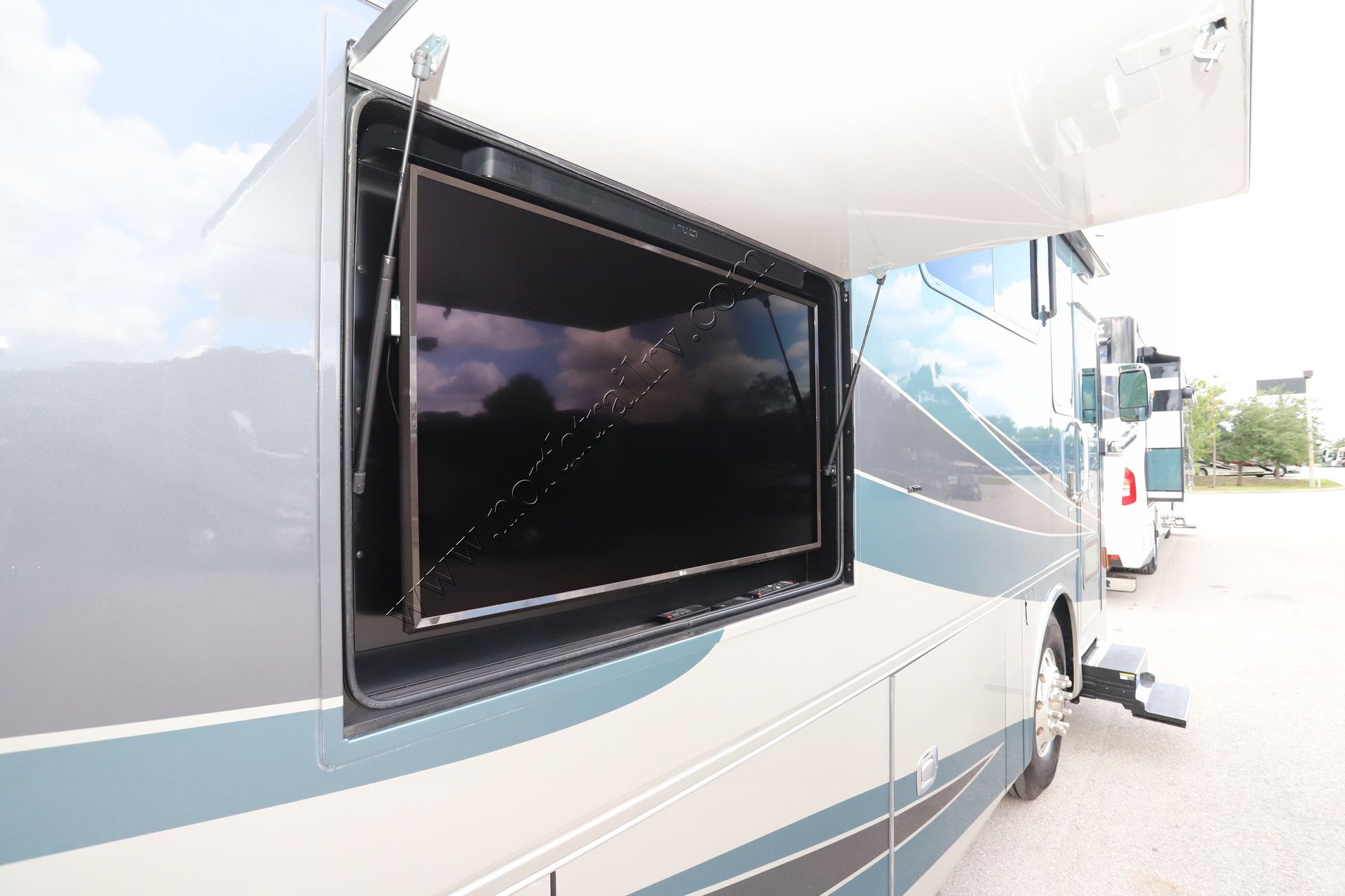 Used 2019 Tiffin Motor Homes Allegro Bus 45OPP Class A  For Sale