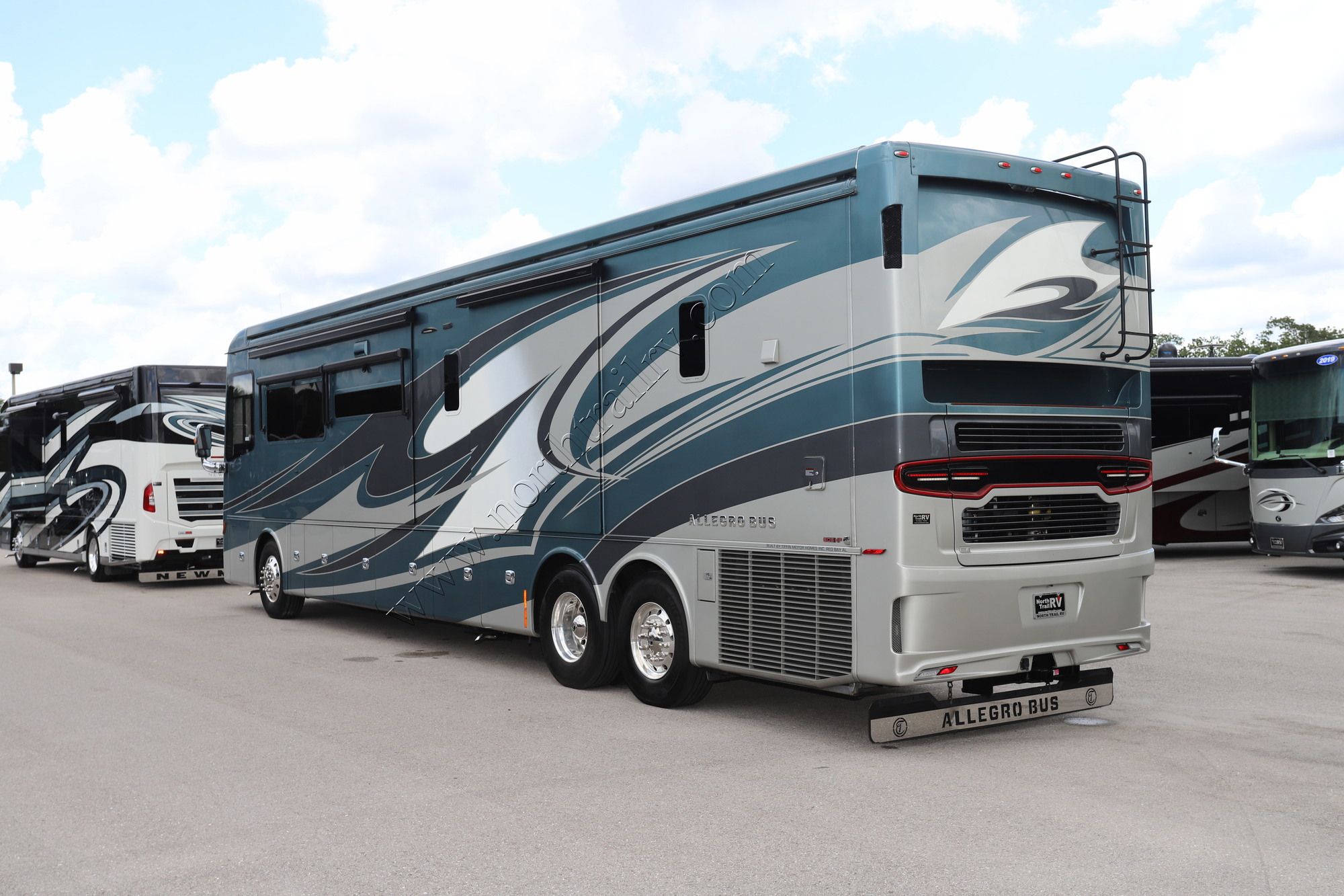 Used 2019 Tiffin Motor Homes Allegro Bus 45OPP Class A  For Sale