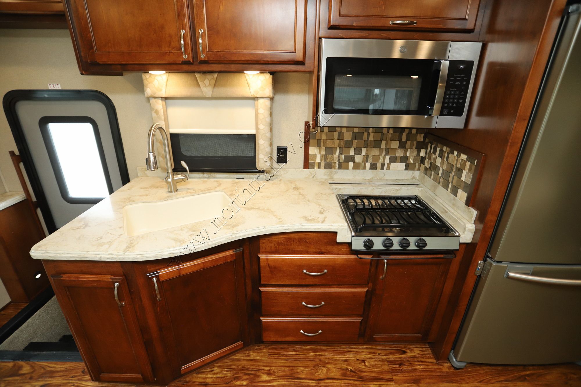 Used 2018 Renegade Rv Verona 40VRB Super C  For Sale