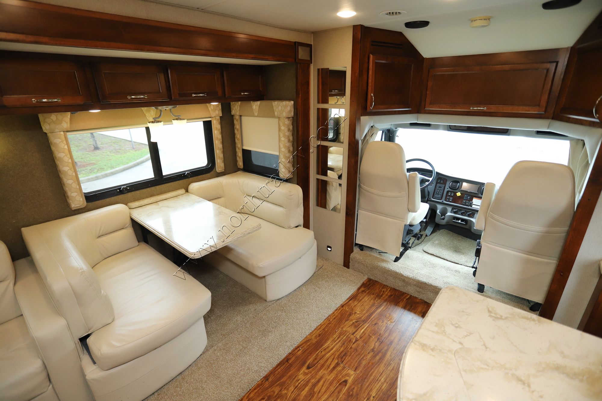 Used 2018 Renegade Rv Verona 40VRB Super C  For Sale