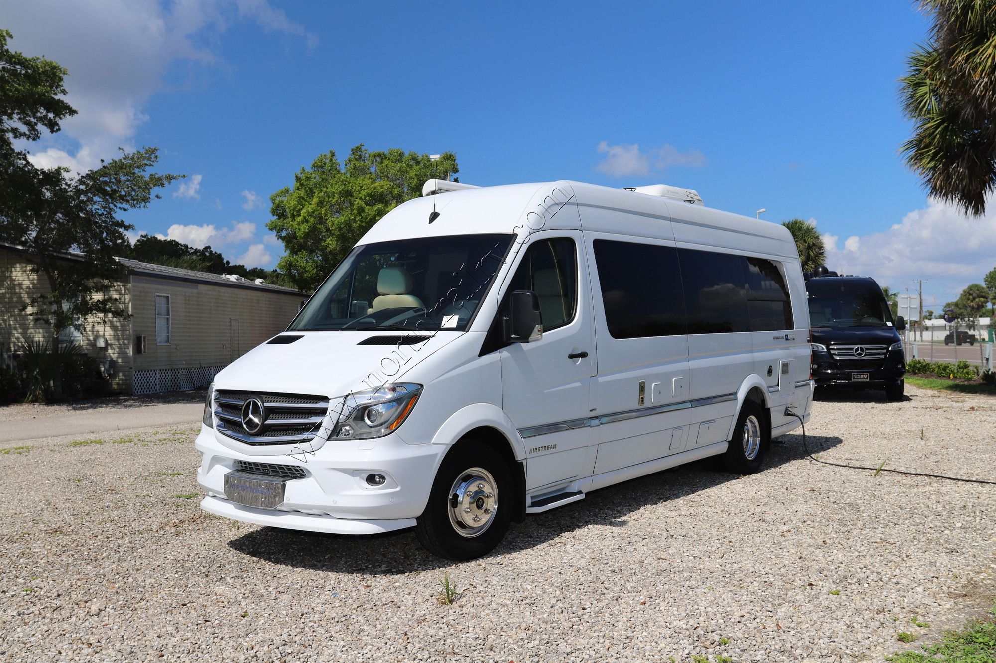 Used 2017 Airstream Interstate GT EXT TB Class B  For Sale