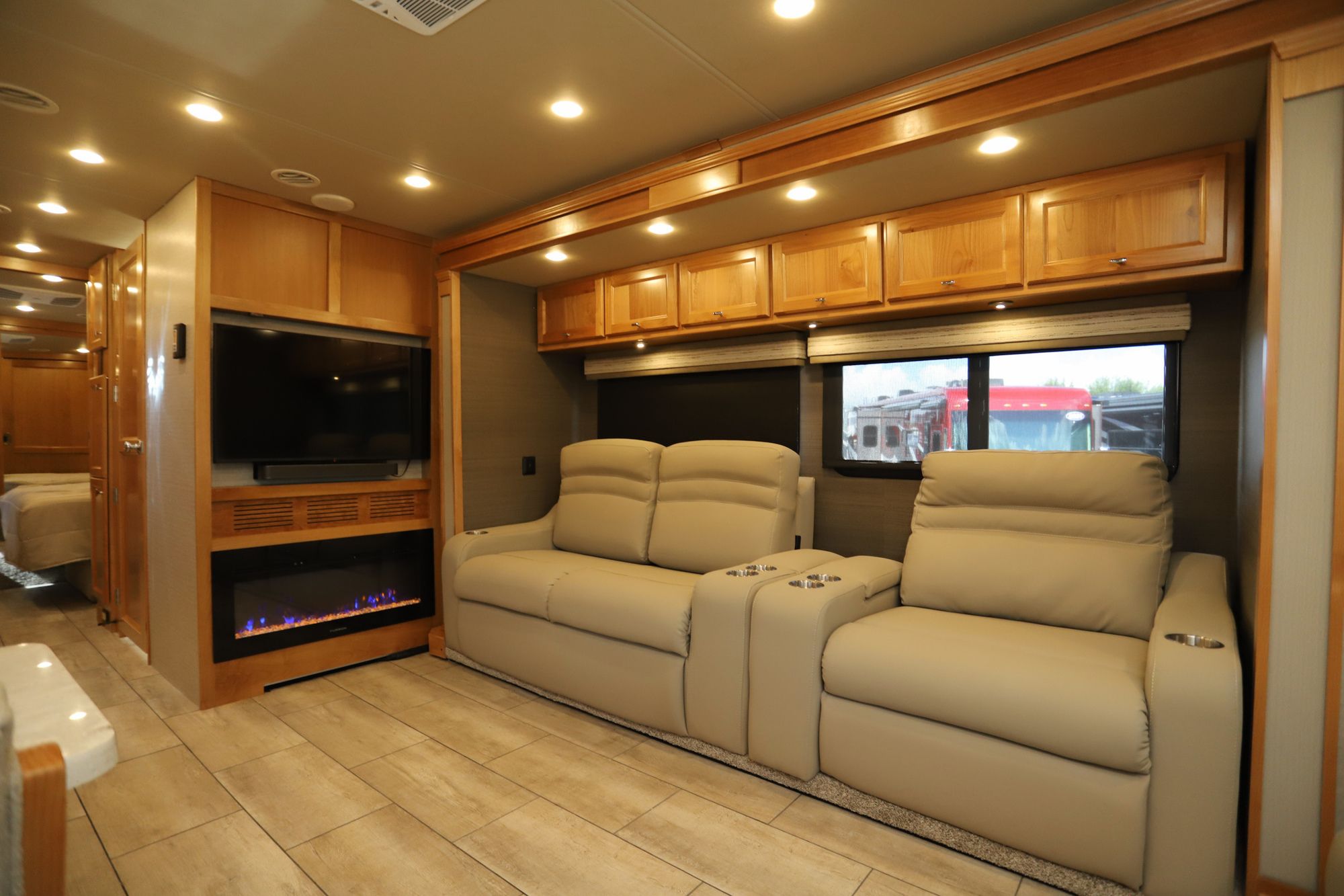 Used 2022 Tiffin Motor Homes Allegro Red 33AL Class A  For Sale