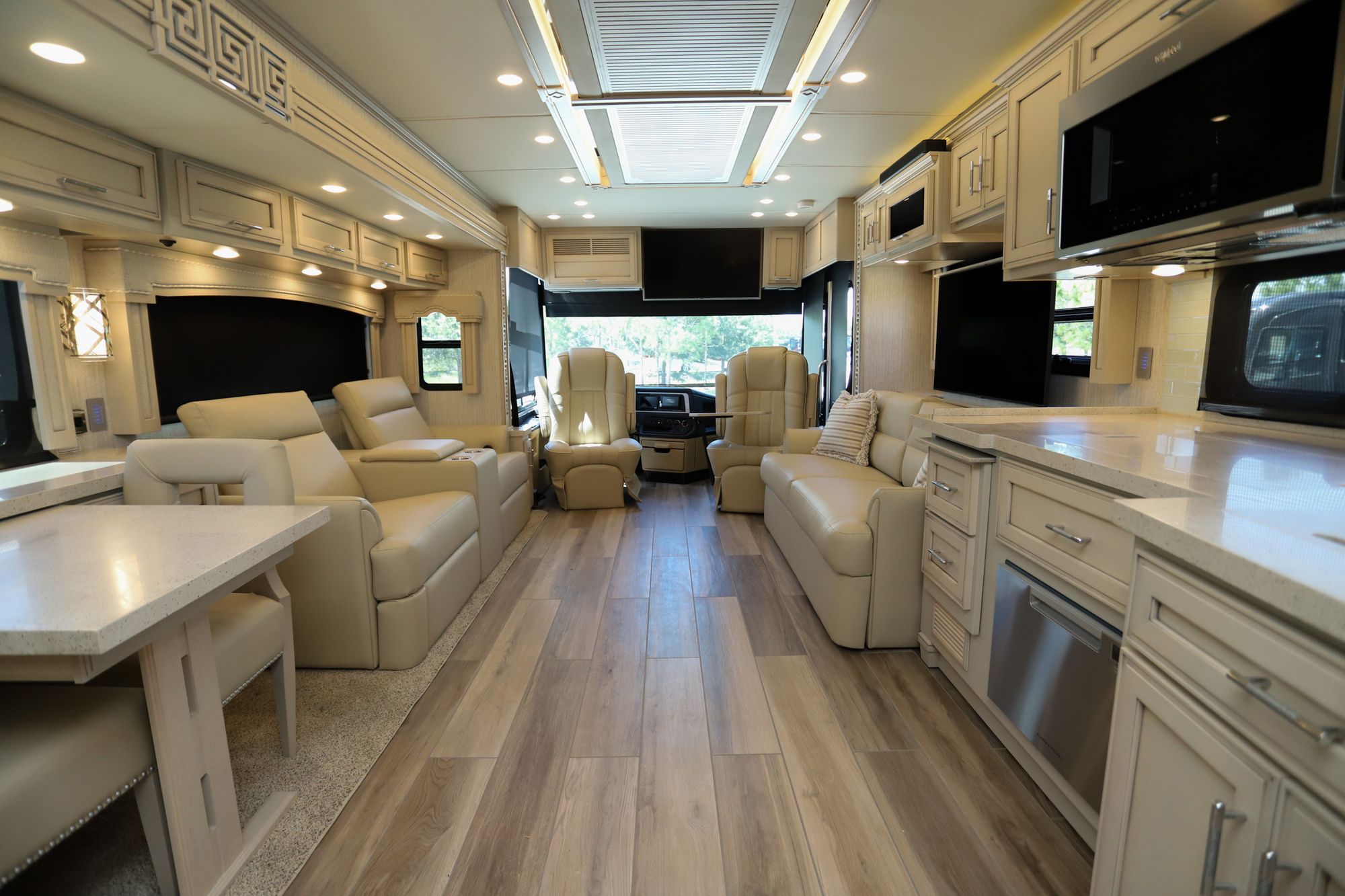 New 2022 Newmar Ventana 4369 Class A  For Sale