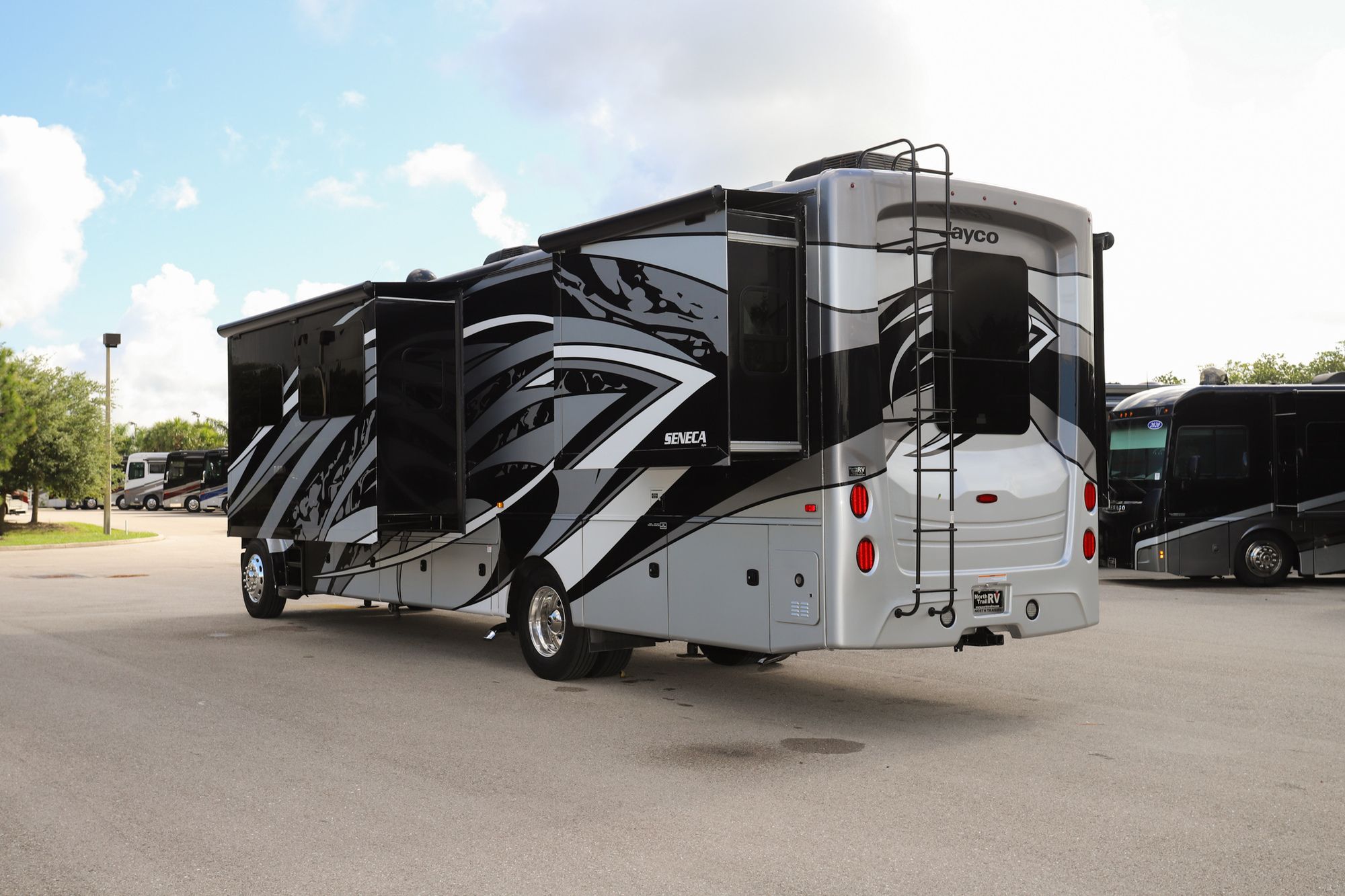 New 2022 Jayco Seneca 37M Super C  For Sale