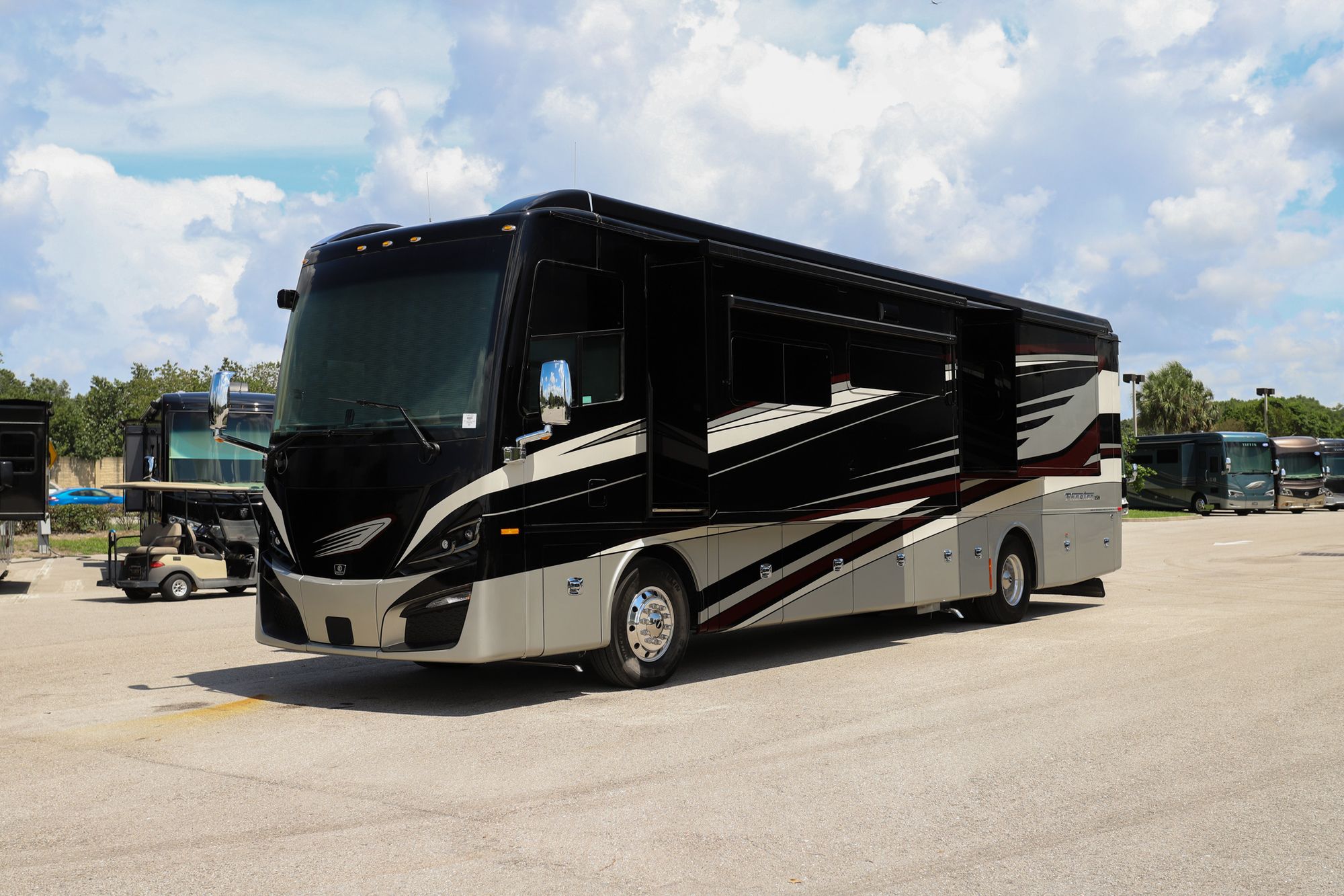 New 2022 Tiffin Motor Homes Phaeton 40IH Class A  For Sale